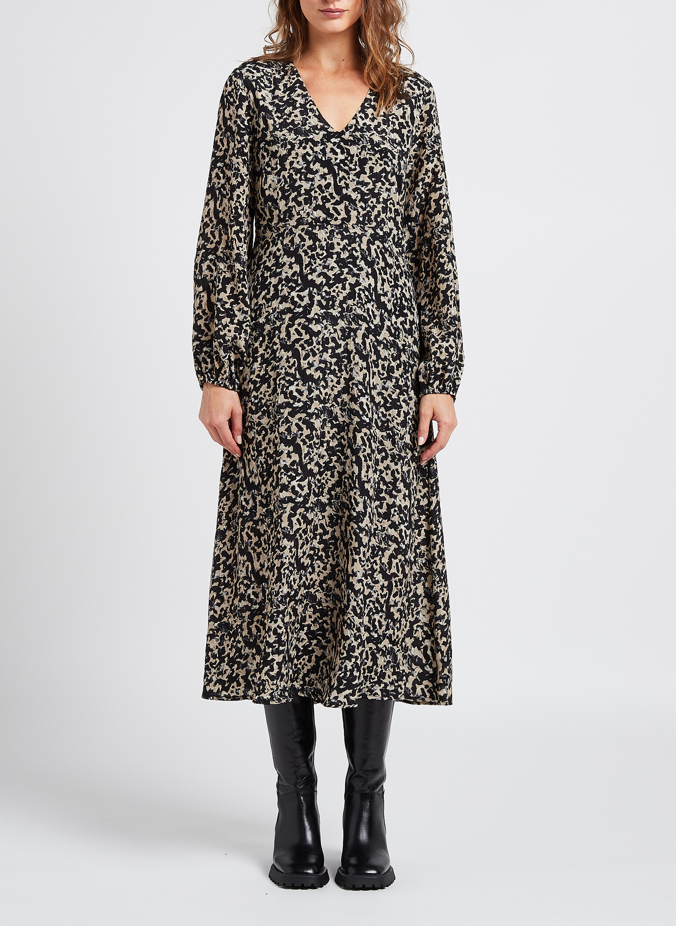 Robe midi col V imprimée  MOSS COPENHAGEN Multicolore