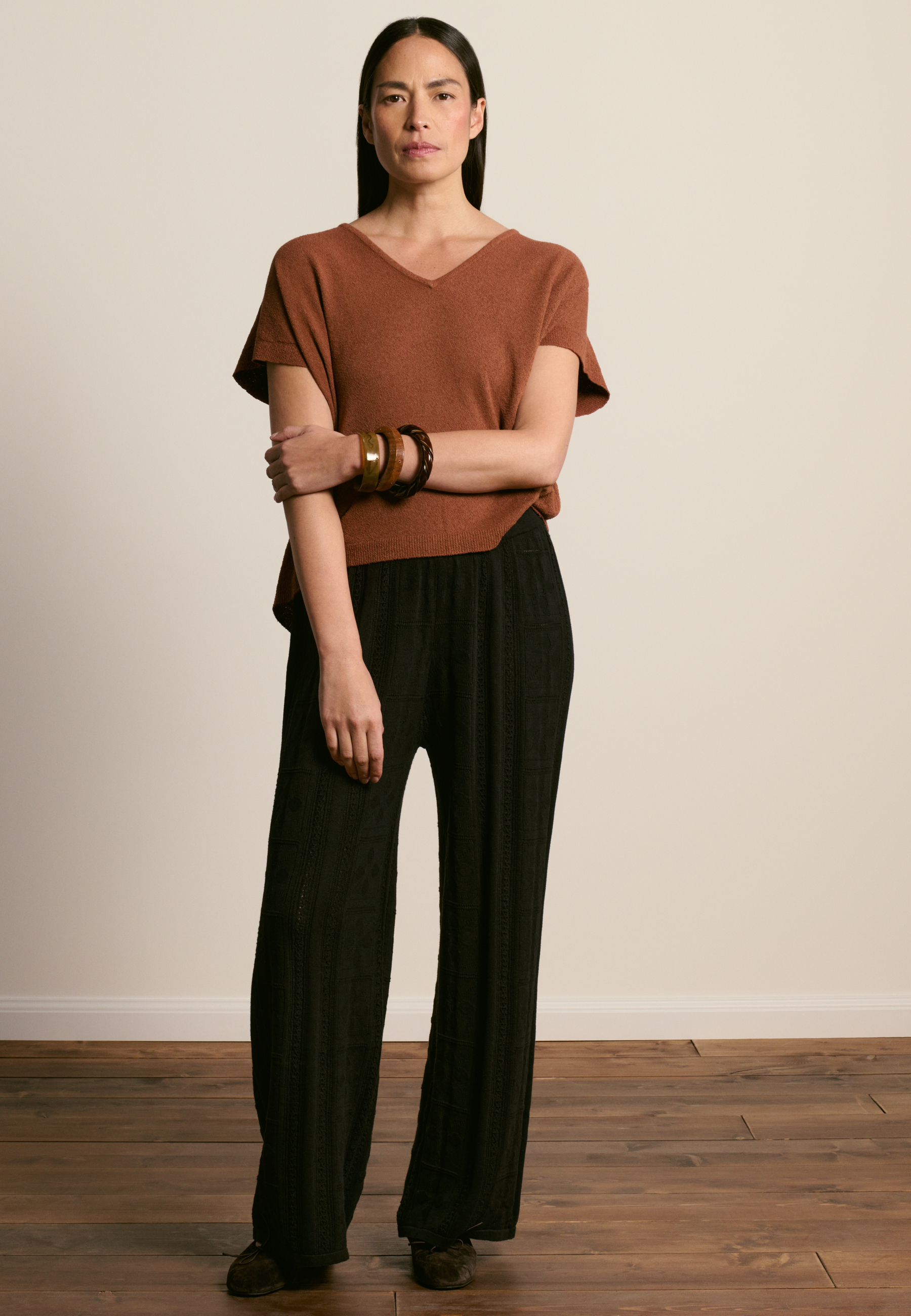 V-neck cotton t-shirt with bouclé texture MAISON MONTAGUT Brown