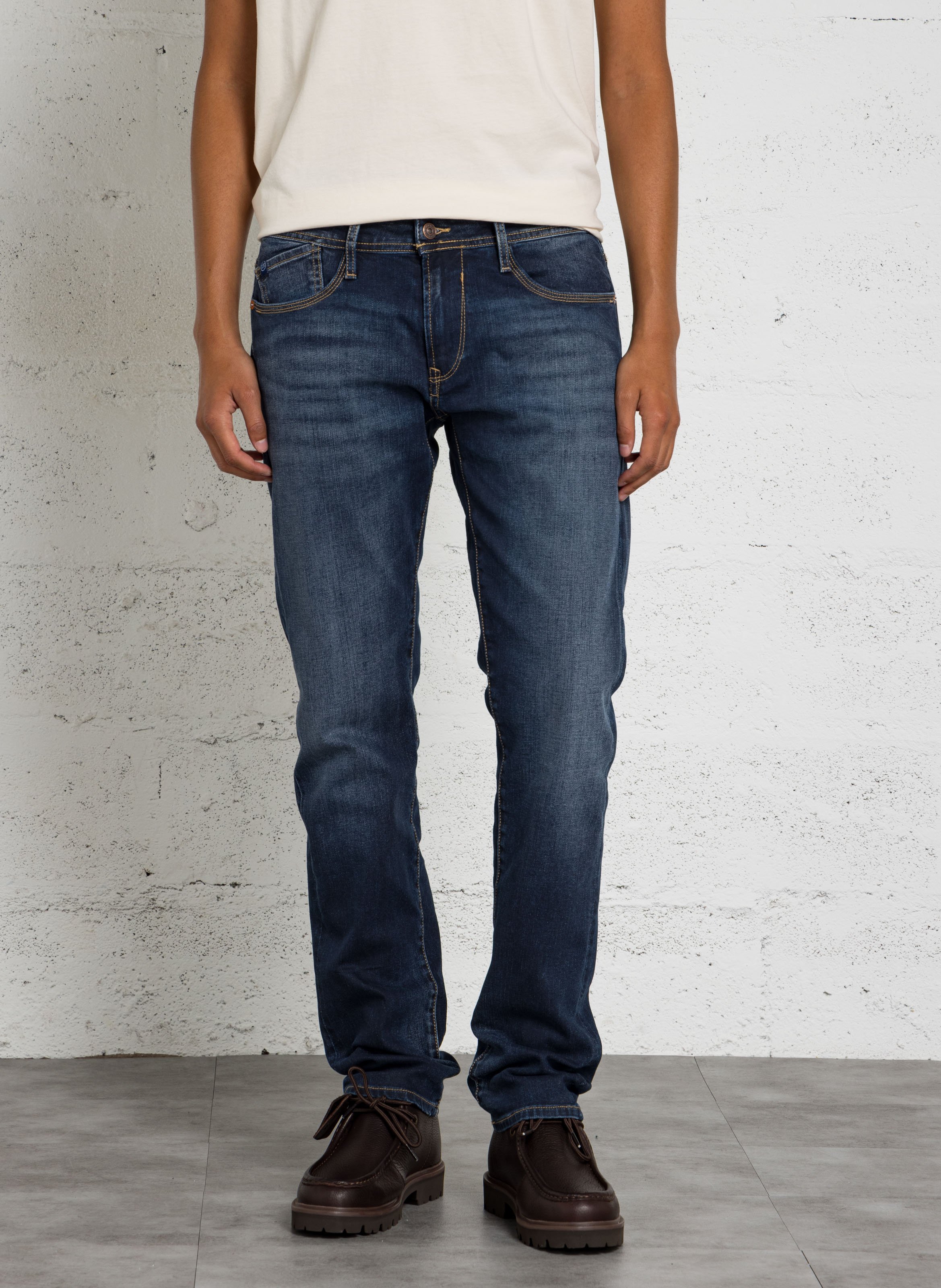 Gerade Jeanshose in Roh-Denim LE TEMPS DES CERISES Blau