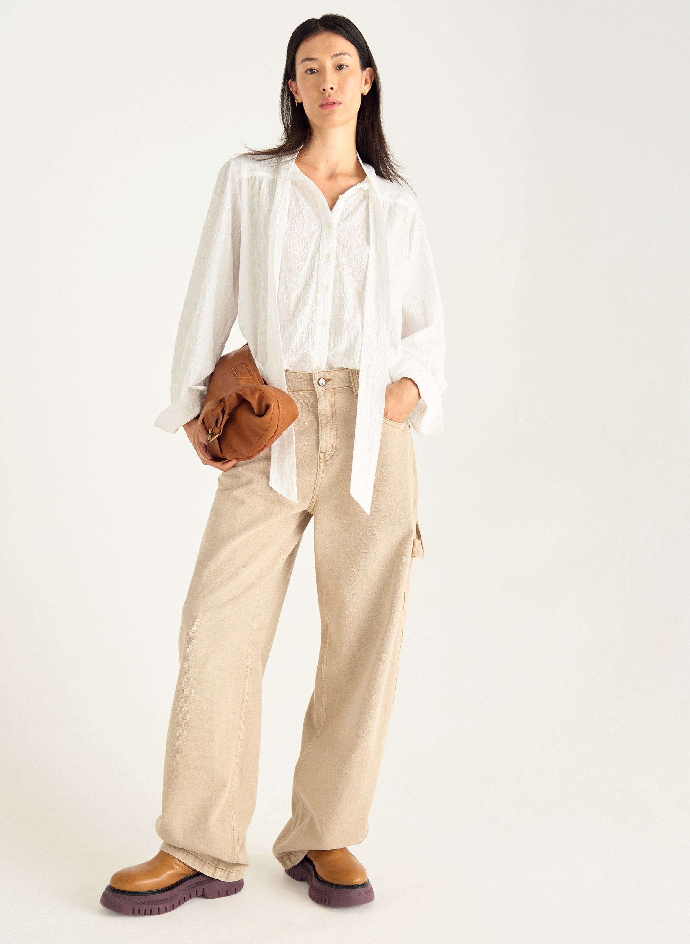 Crinkled Lavallière Collar Shirt ACOTE White