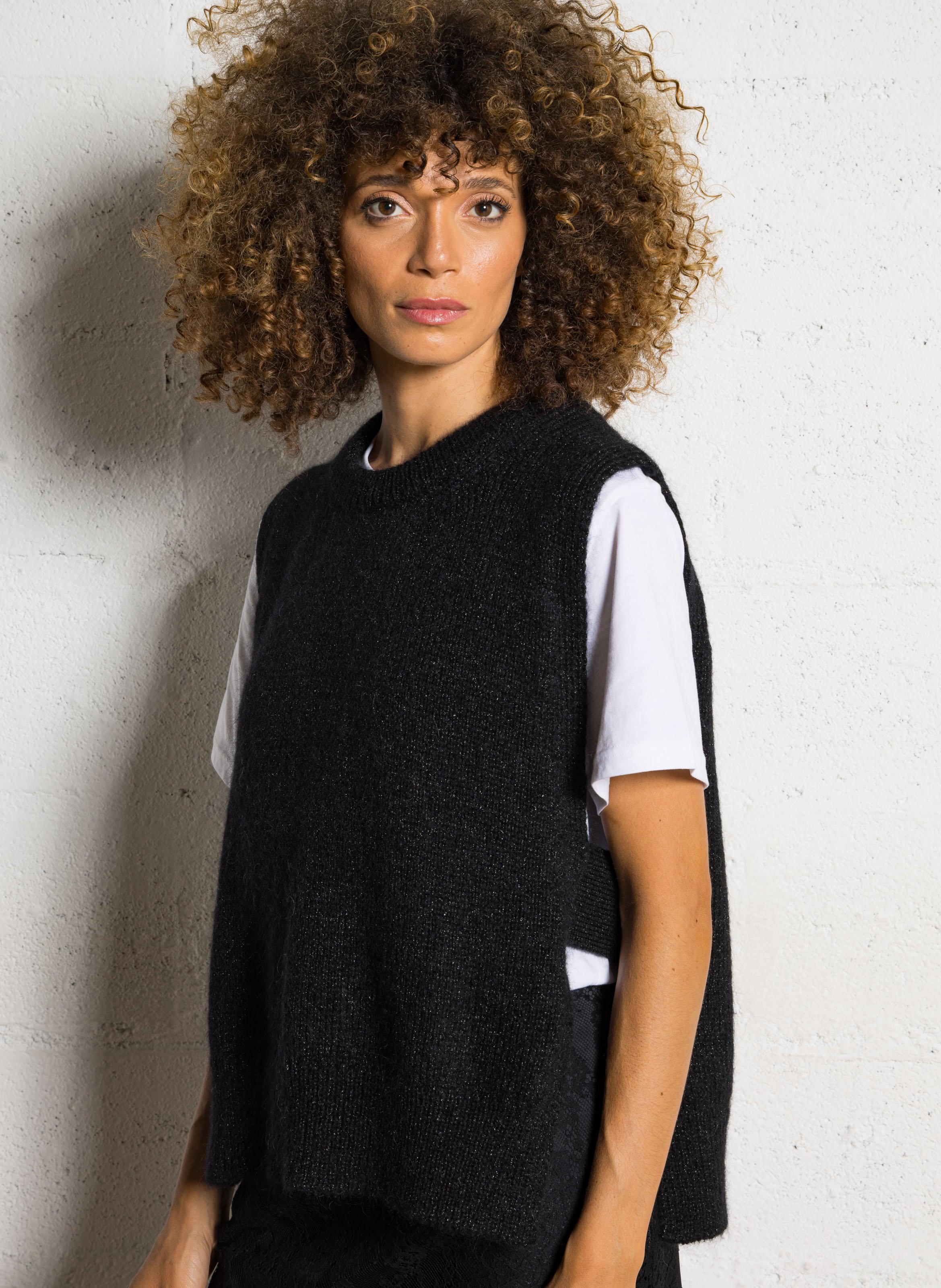 Oversized round neck metallic sweater MAISON ANJE Black