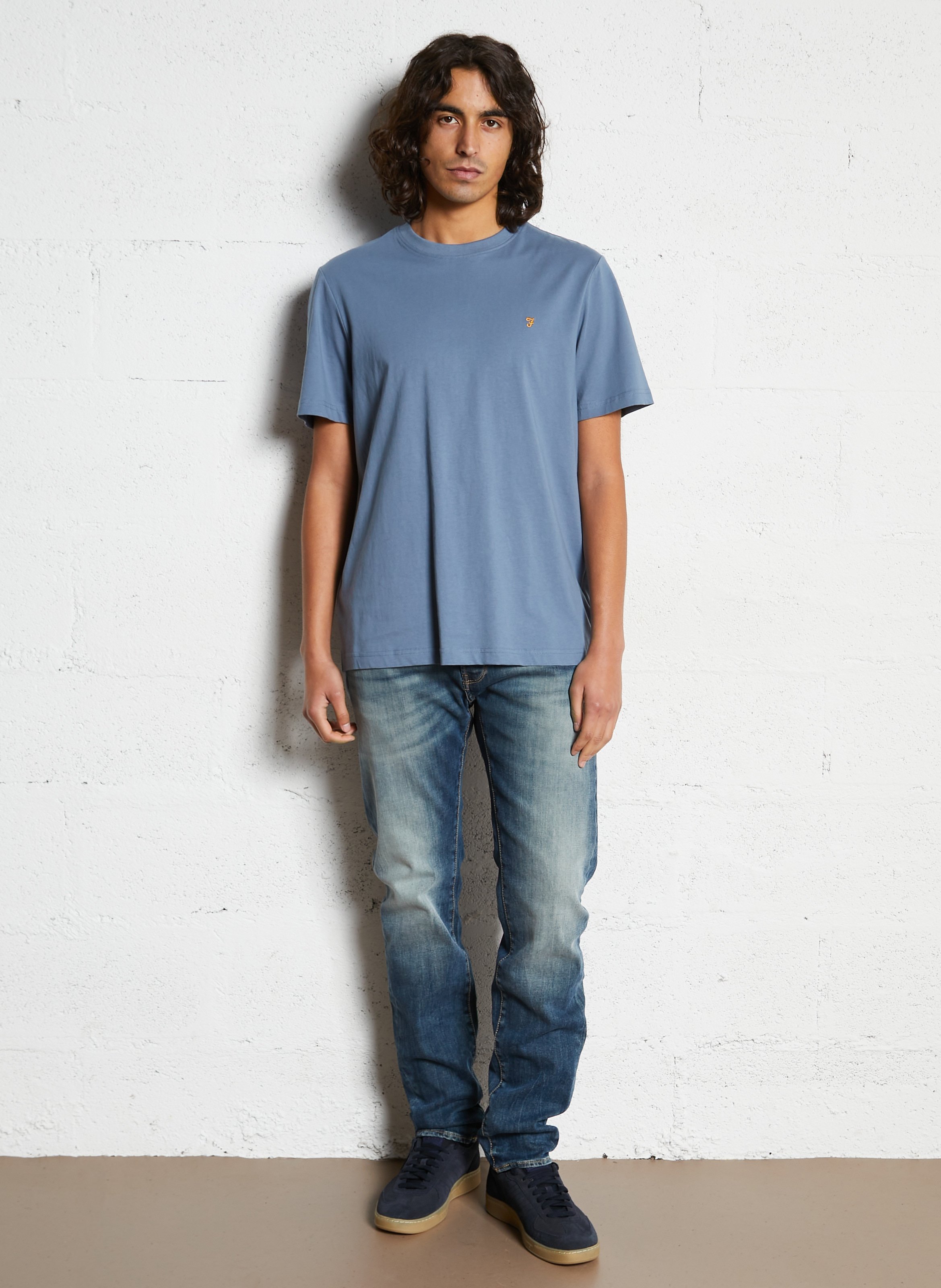 - Straight-leg jeans
- 5 pockets
- Straight cut
- Faded effect LE TEMPS DES CERISES Blue