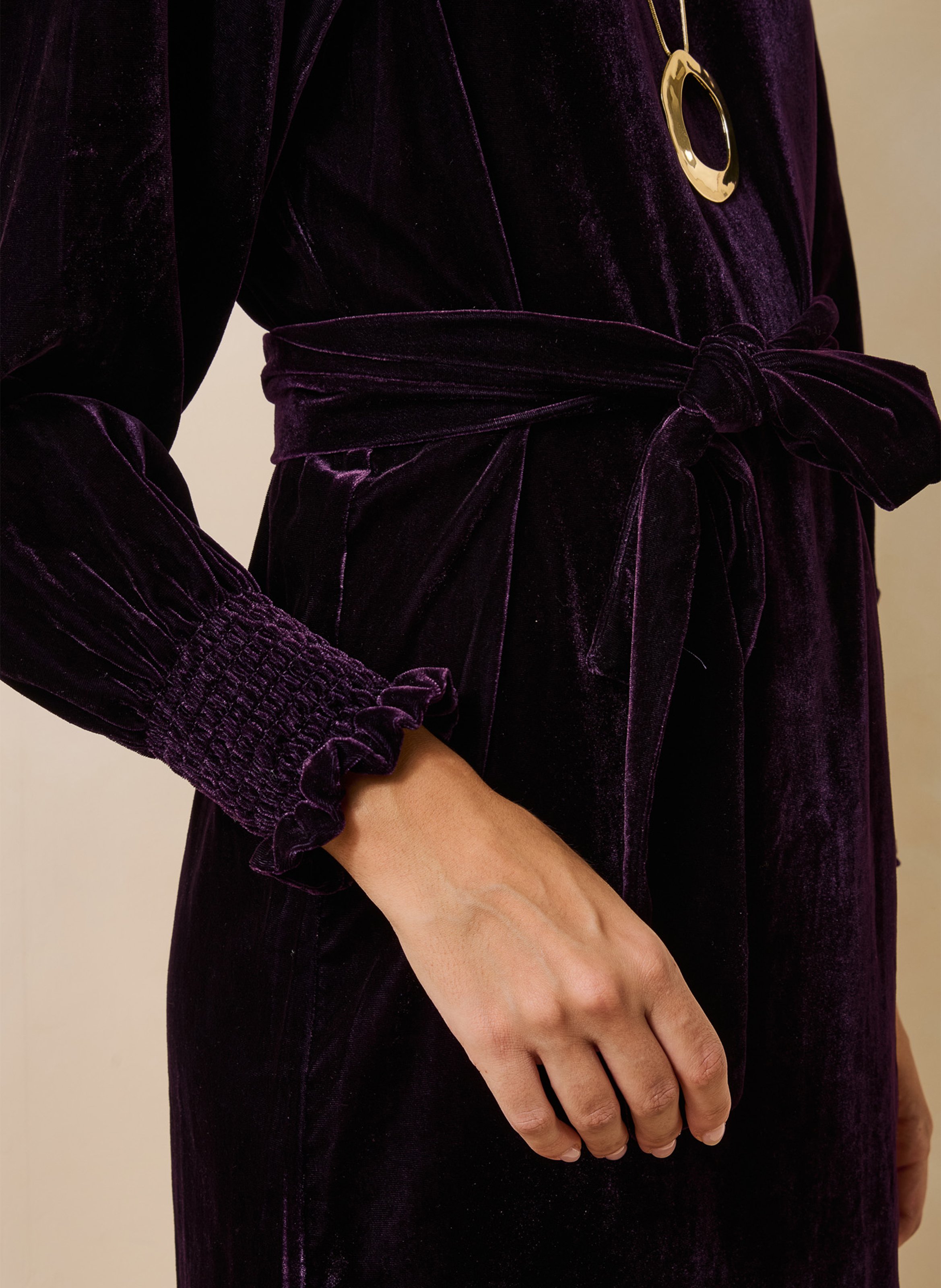 Straight velvet dress with round neckline LA FEE MARABOUTEE Purple