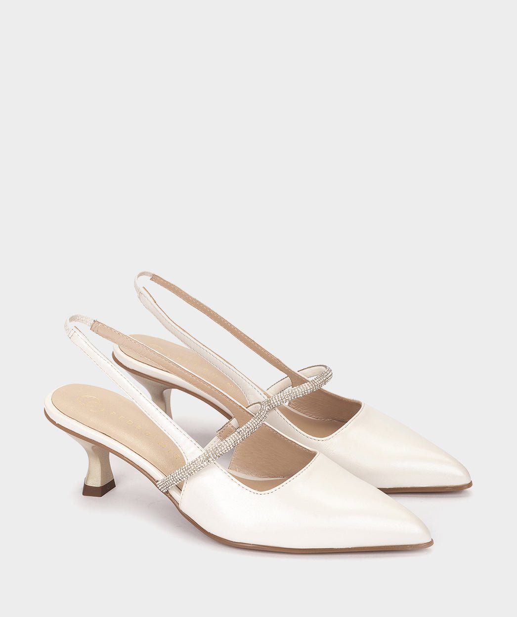 <p>White leather high heel shoes.</p> PEDRO MIRALLES White