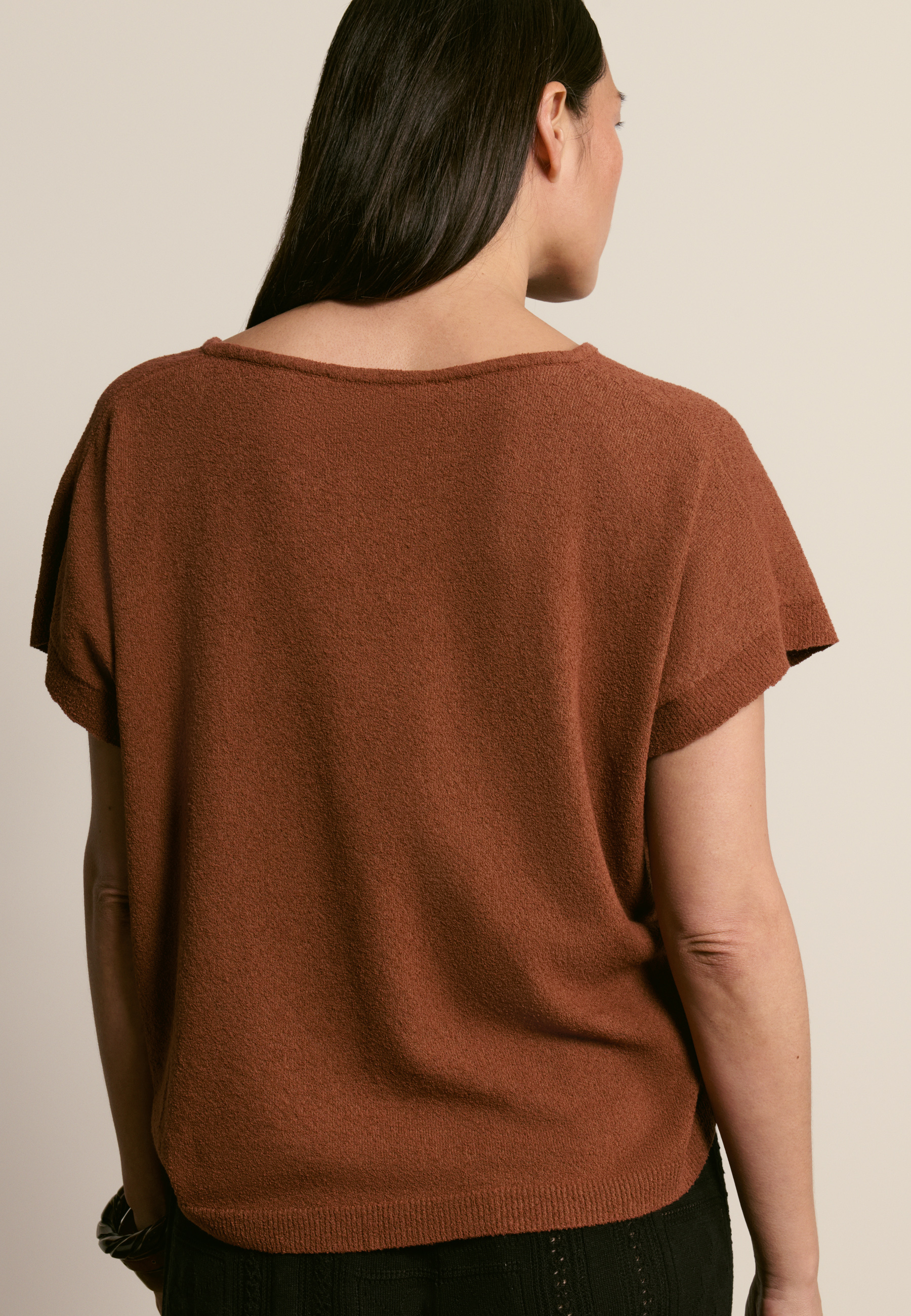 V-neck cotton t-shirt with bouclé texture MAISON MONTAGUT Brown