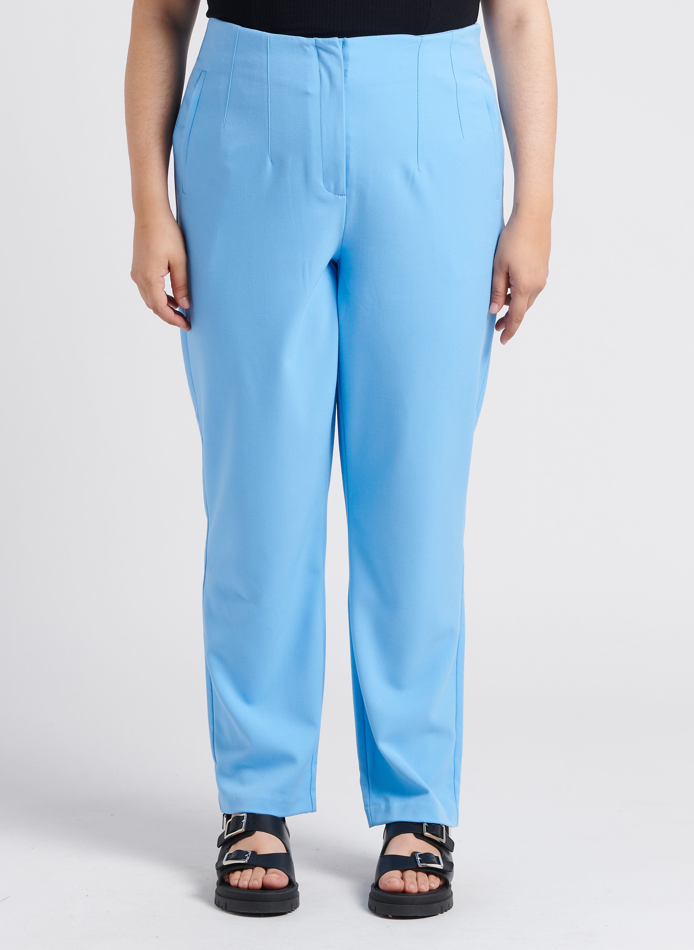 Pantalon de tailleur slim  VERO MODA CURVE Bleu