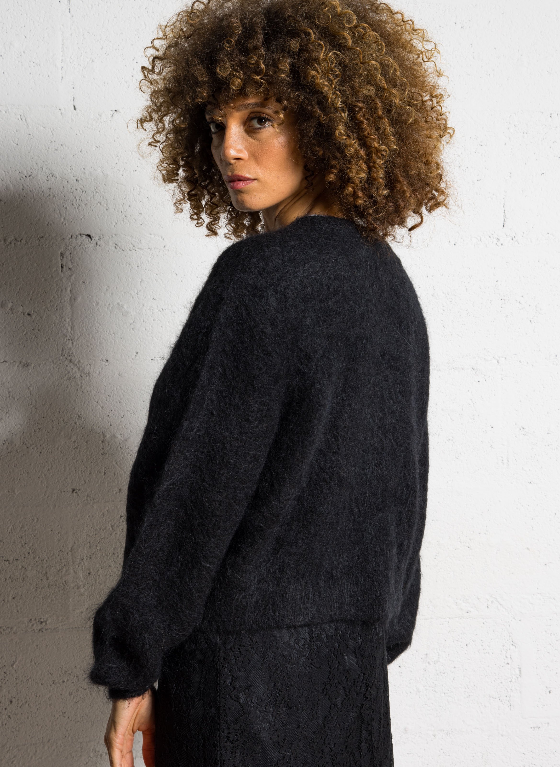 Straight round-neck wool-blend cardigan AMERICAN VINTAGE Black