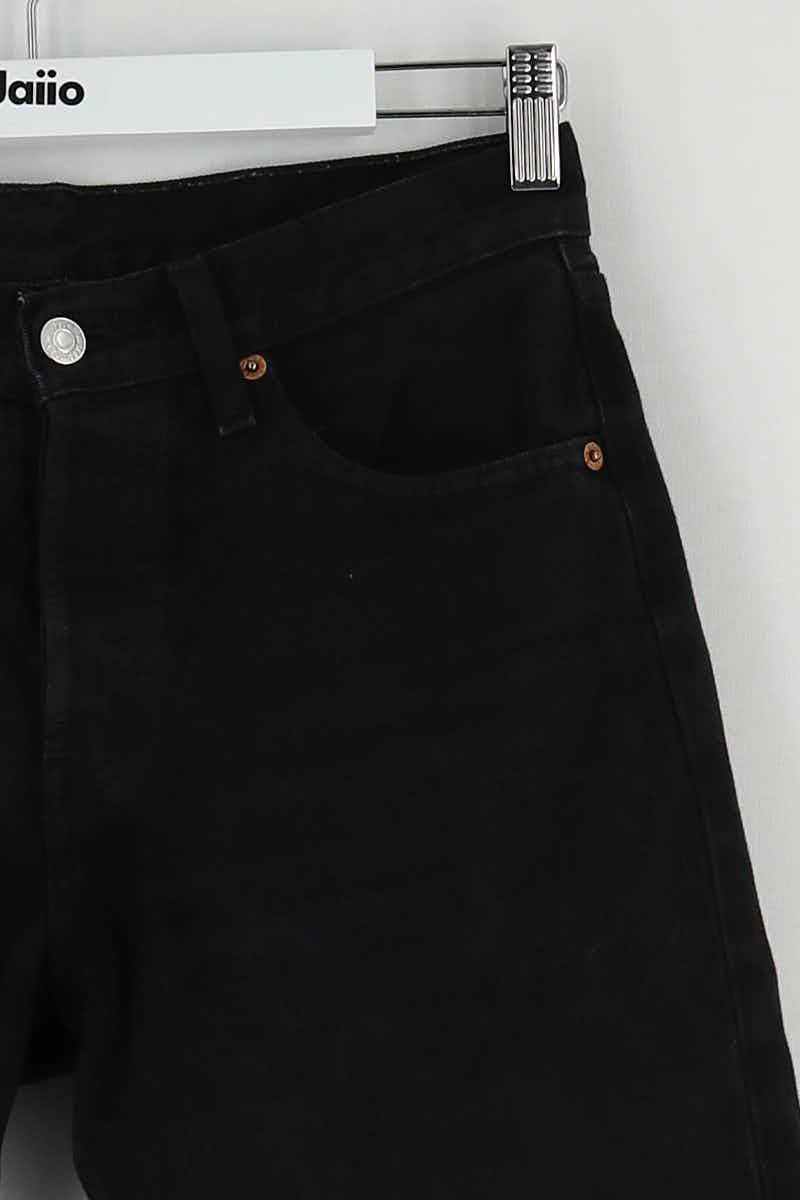 - Straight-leg jeans
- 5 pockets
- Straight cut
- Faded effect LEVI'S - Seconde main Black