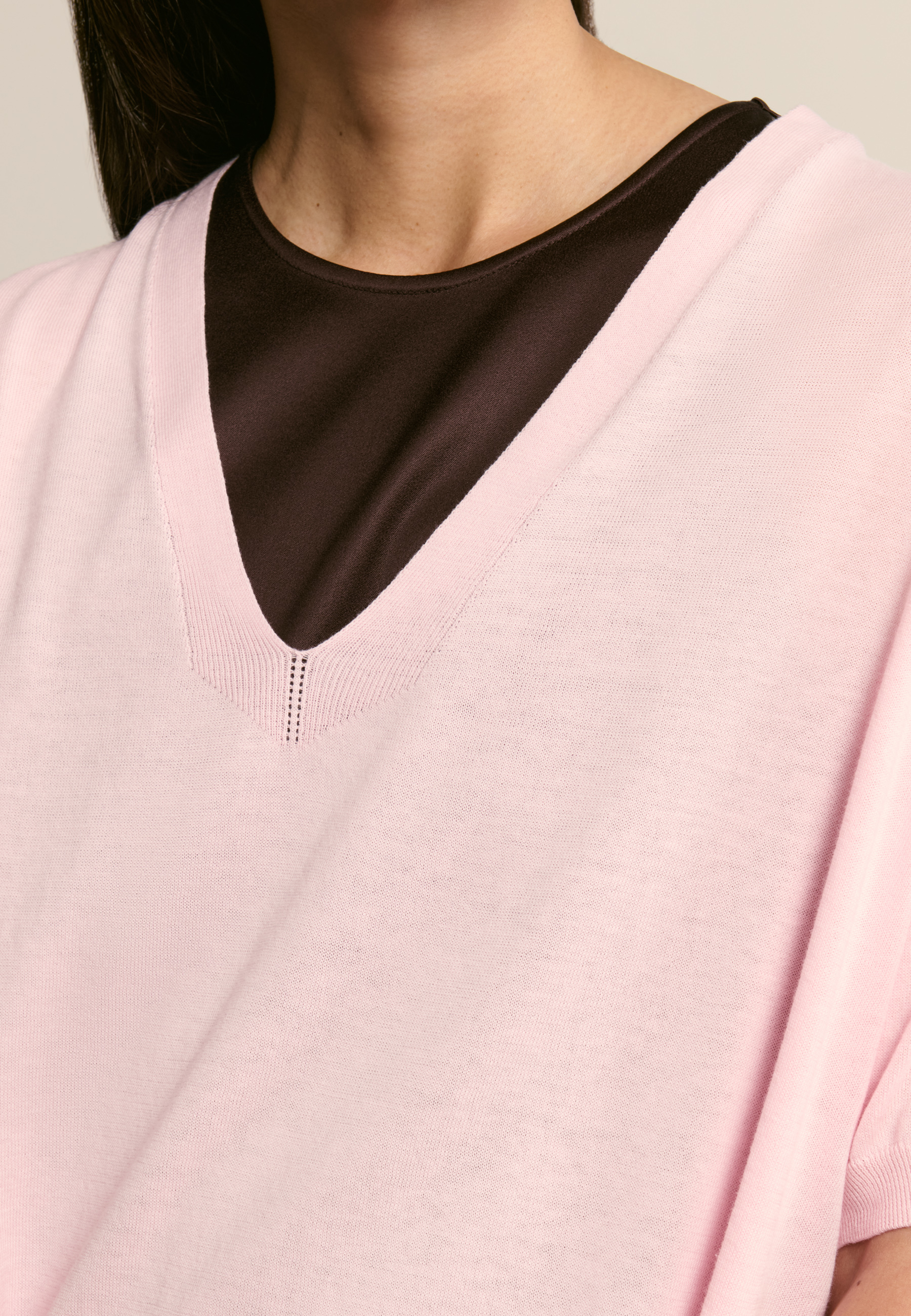 T-shirt col v en coton biologique MAISON MONTAGUT