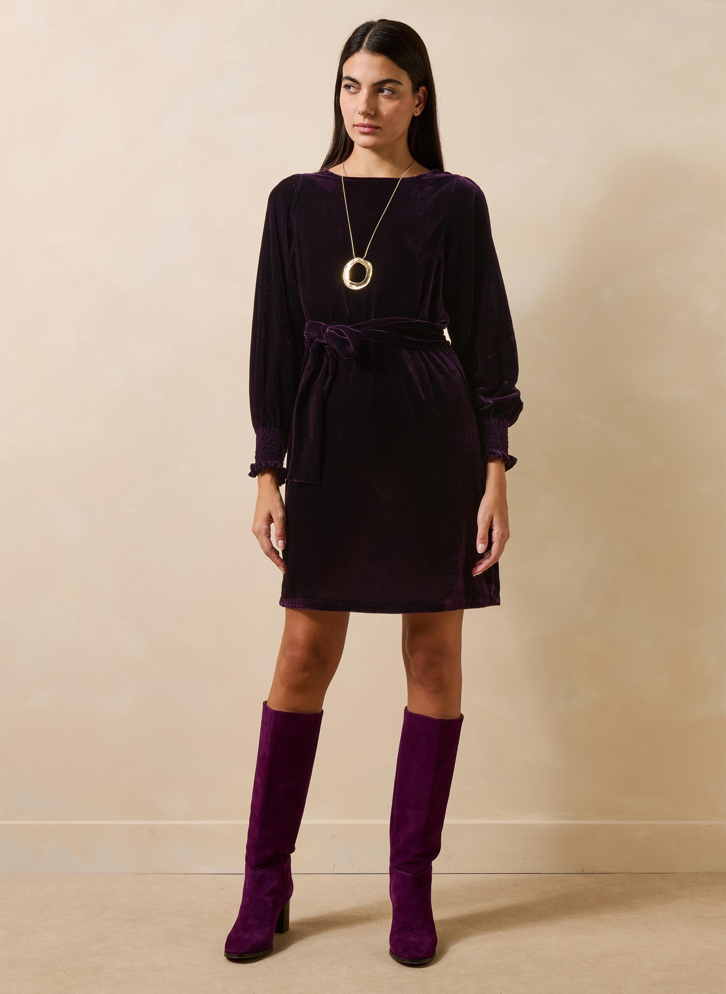 Straight velvet dress with round neckline LA FEE MARABOUTEE Purple