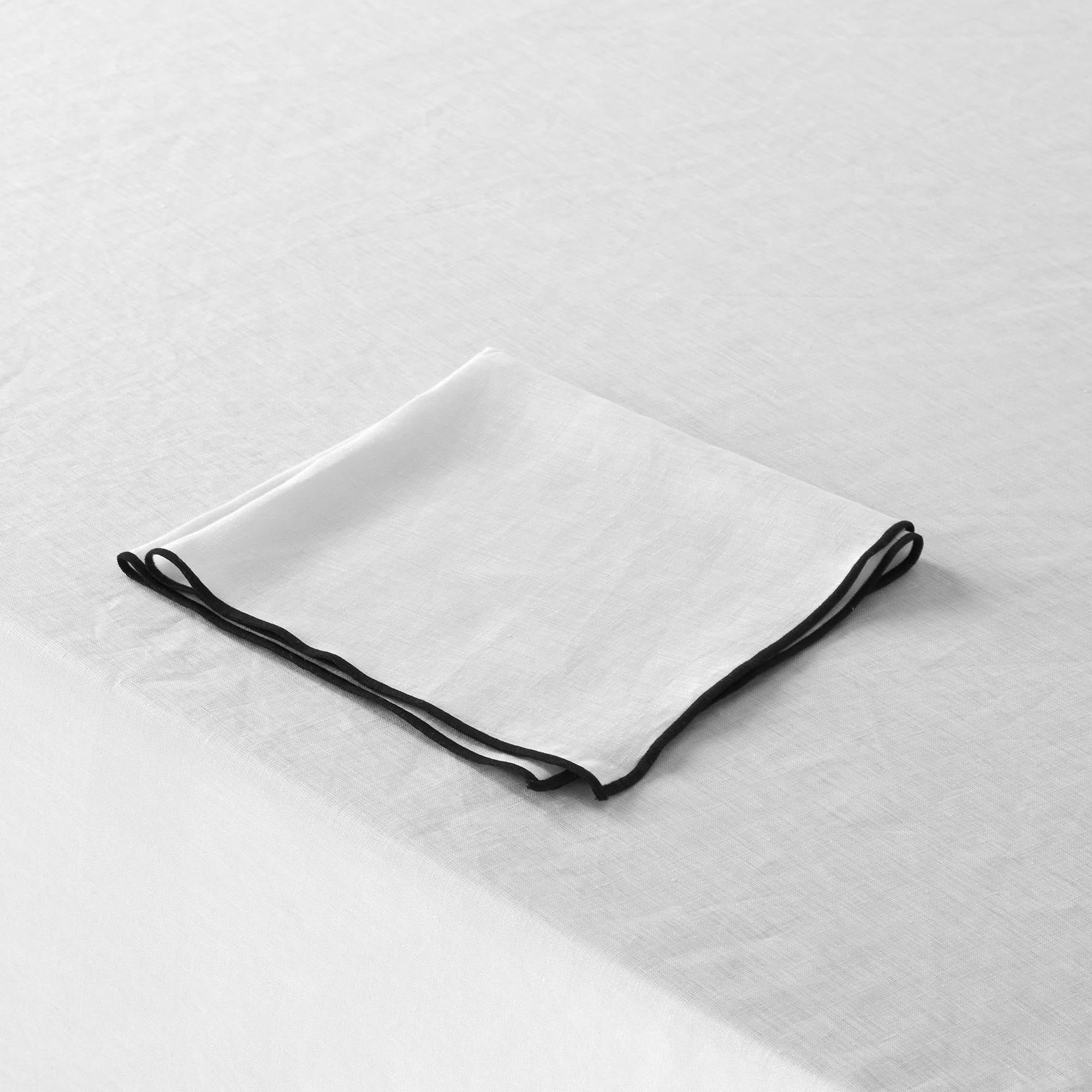 CARLINA - Rectangular linen tablecloth MADURA White