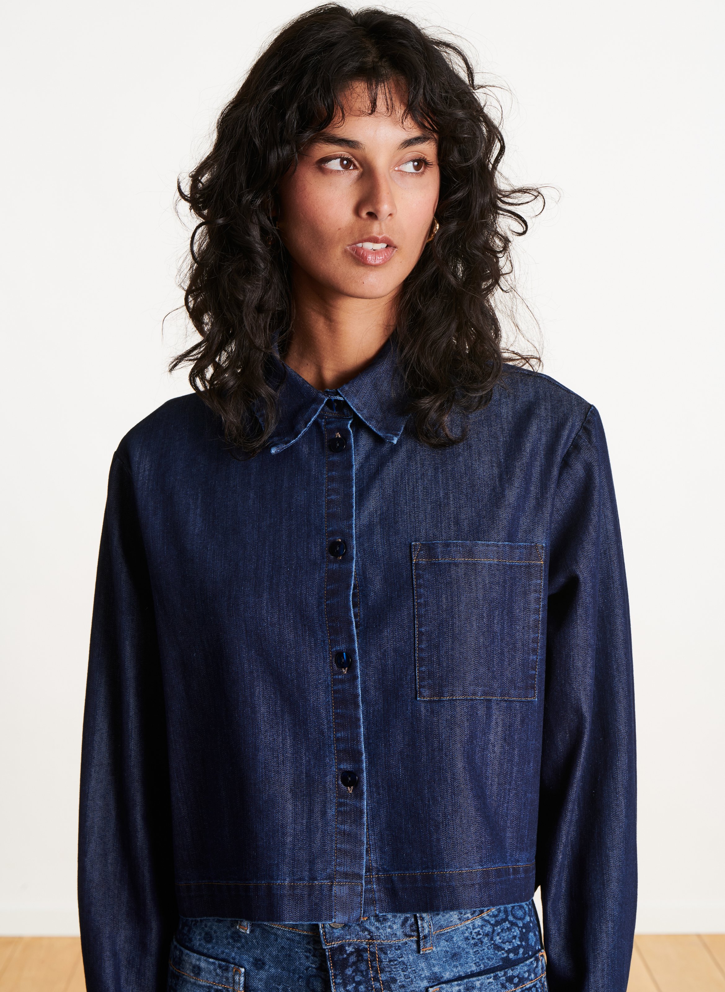 Chemise courte en jean  LA FEE MARABOUTEE Bleu