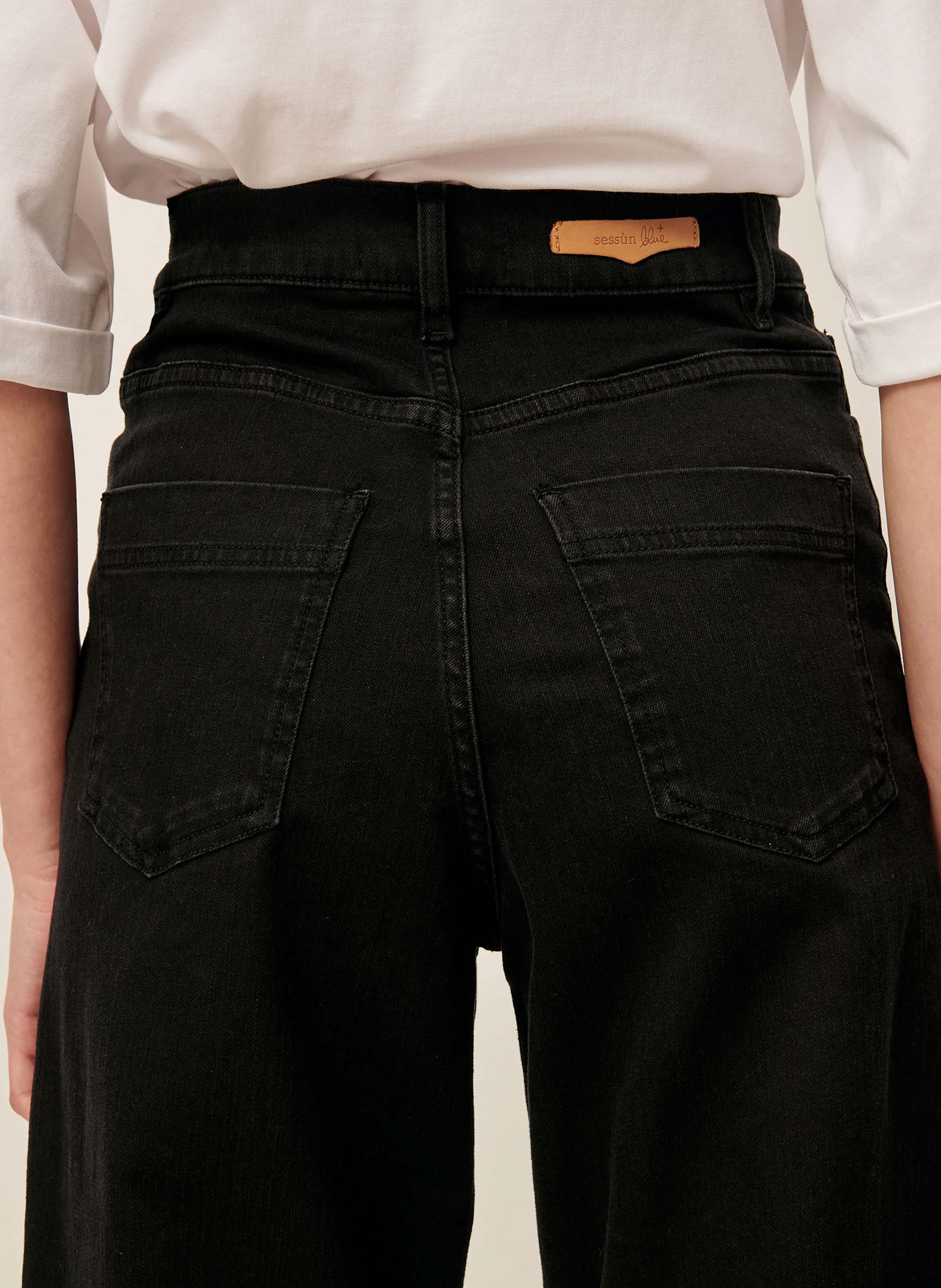 High-rise straight-leg jeans SESSUN Black