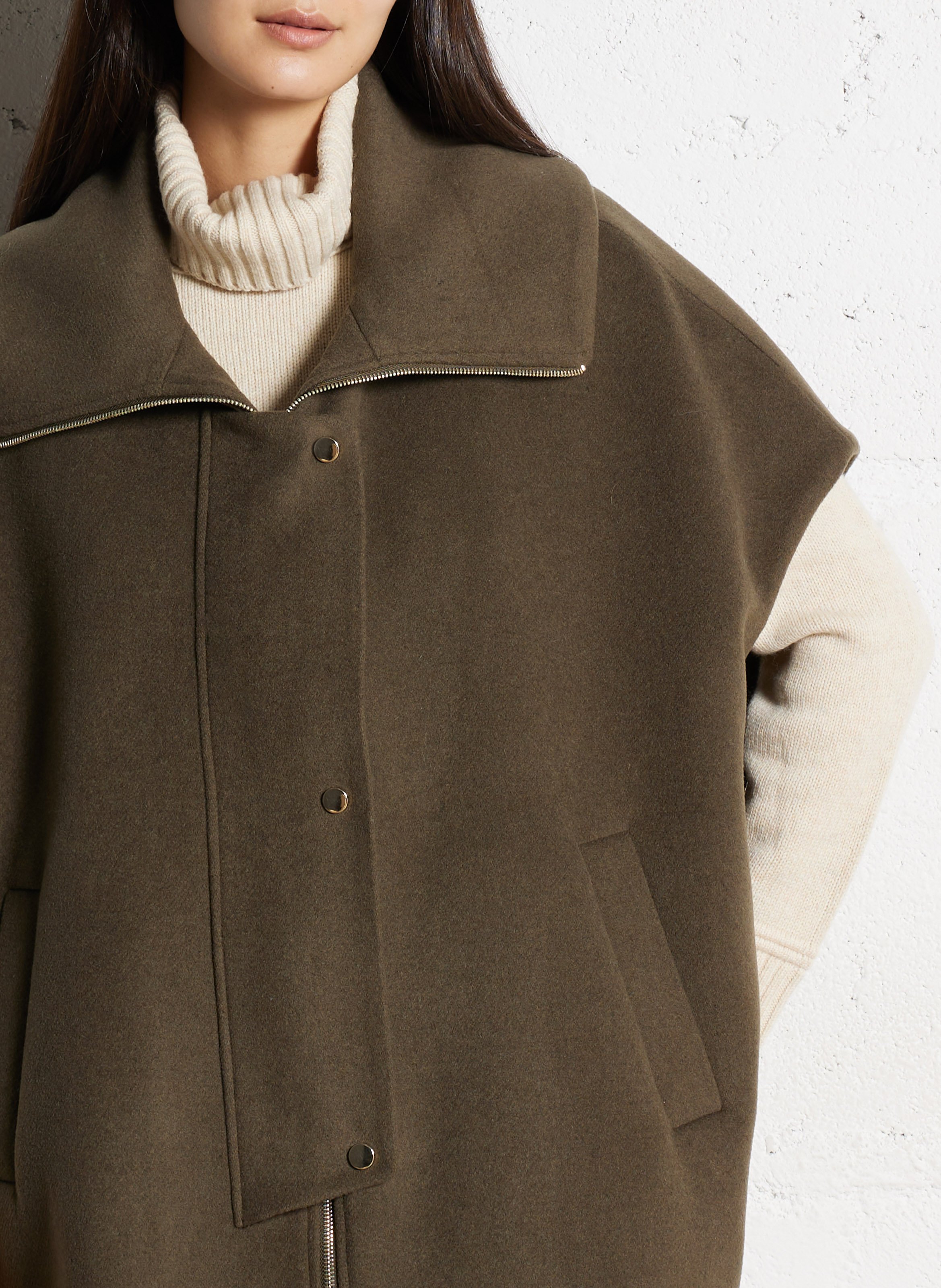 Sleeveless zip-up loose-fitting cape MAISON 123 Khaki