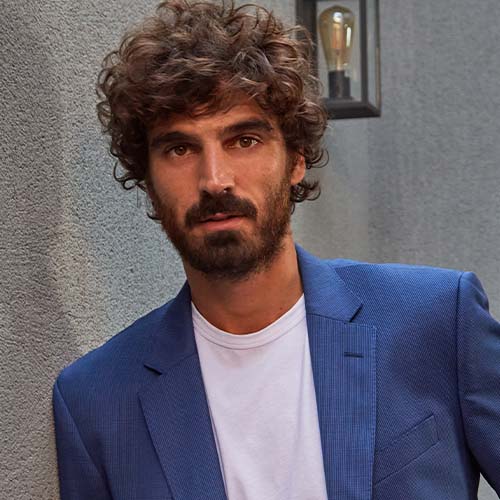 Comment intégrer un tee-shirt original dans une tenue ?