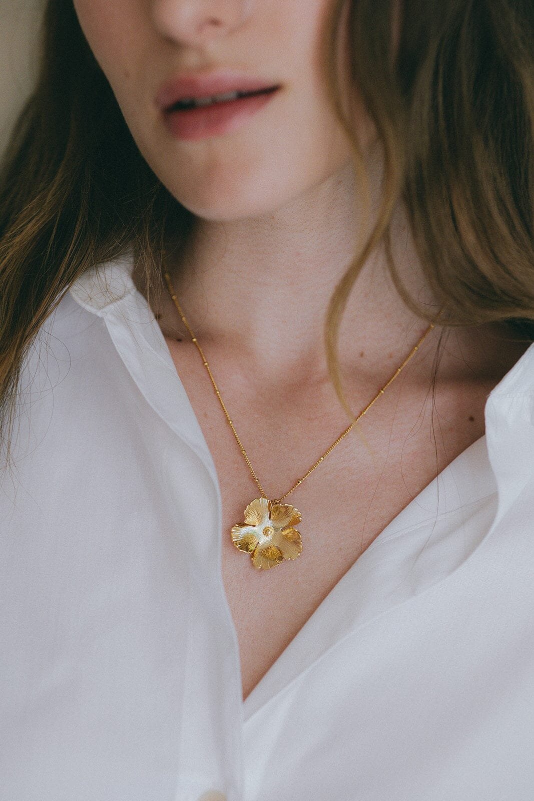 THÉIA - silver-plated flower necklace MONSIEUR SIMONE Golden