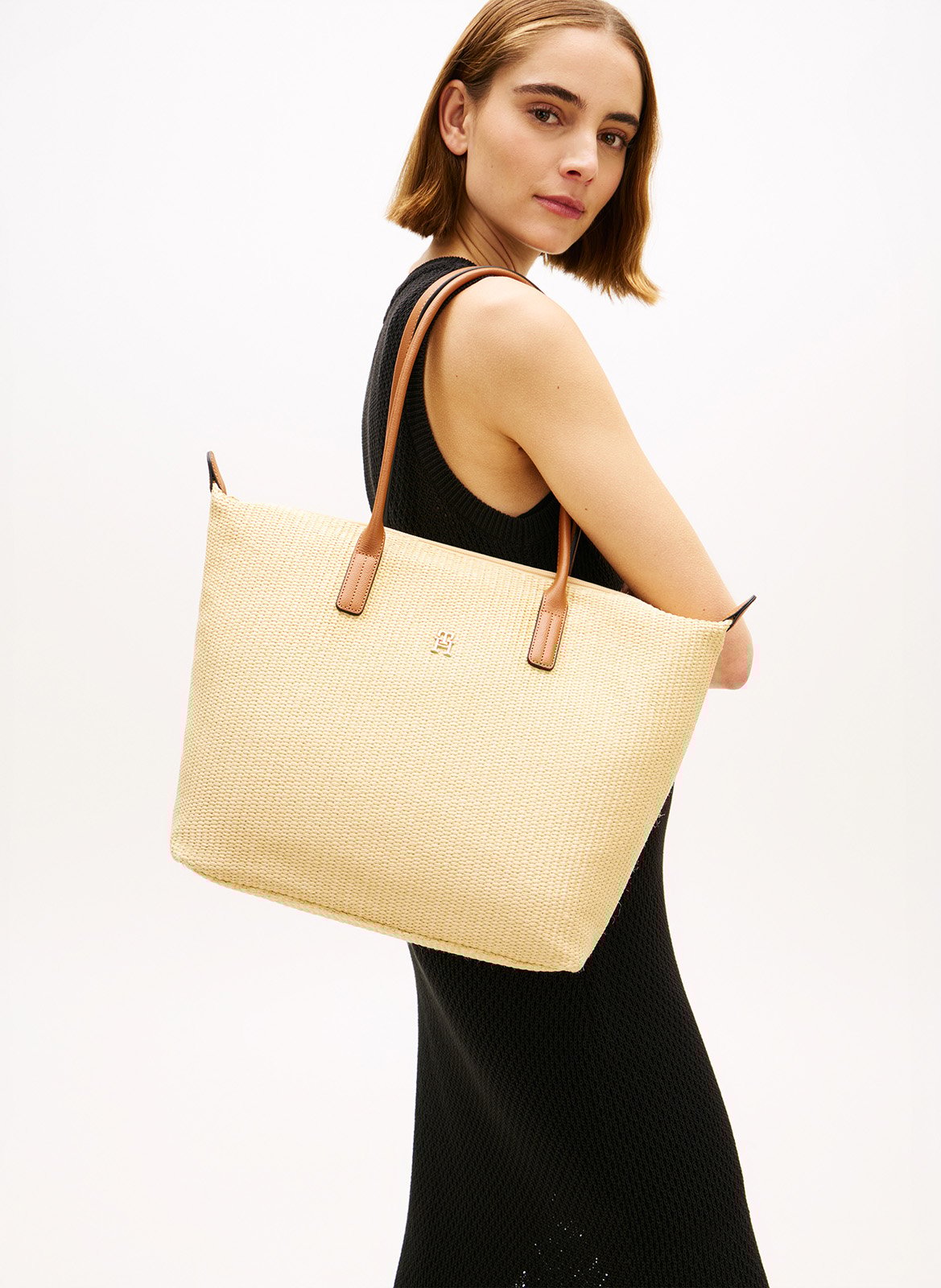 Braided shoulder bag Beige