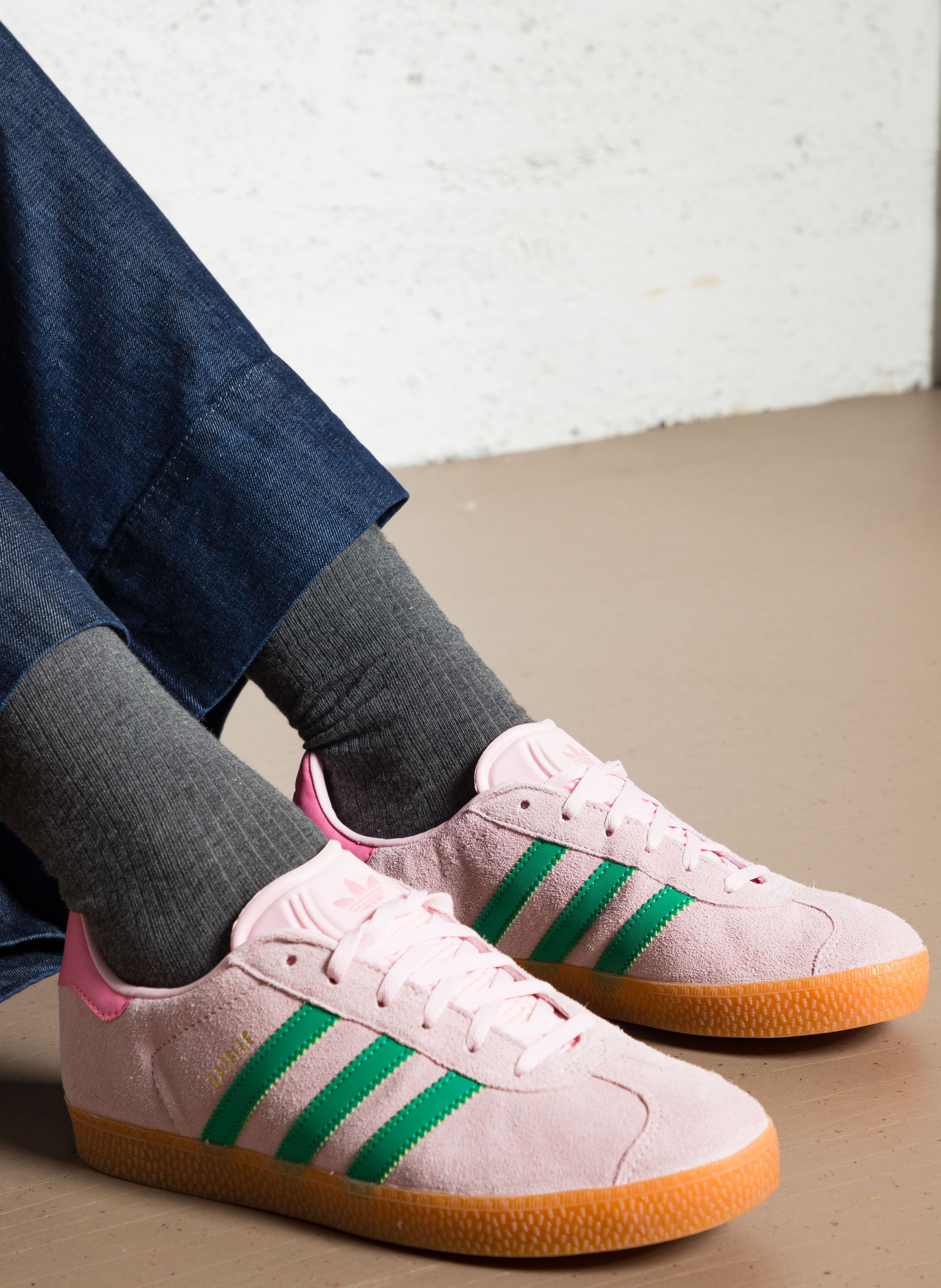 Baskets basses en cuir  ADIDAS Rose