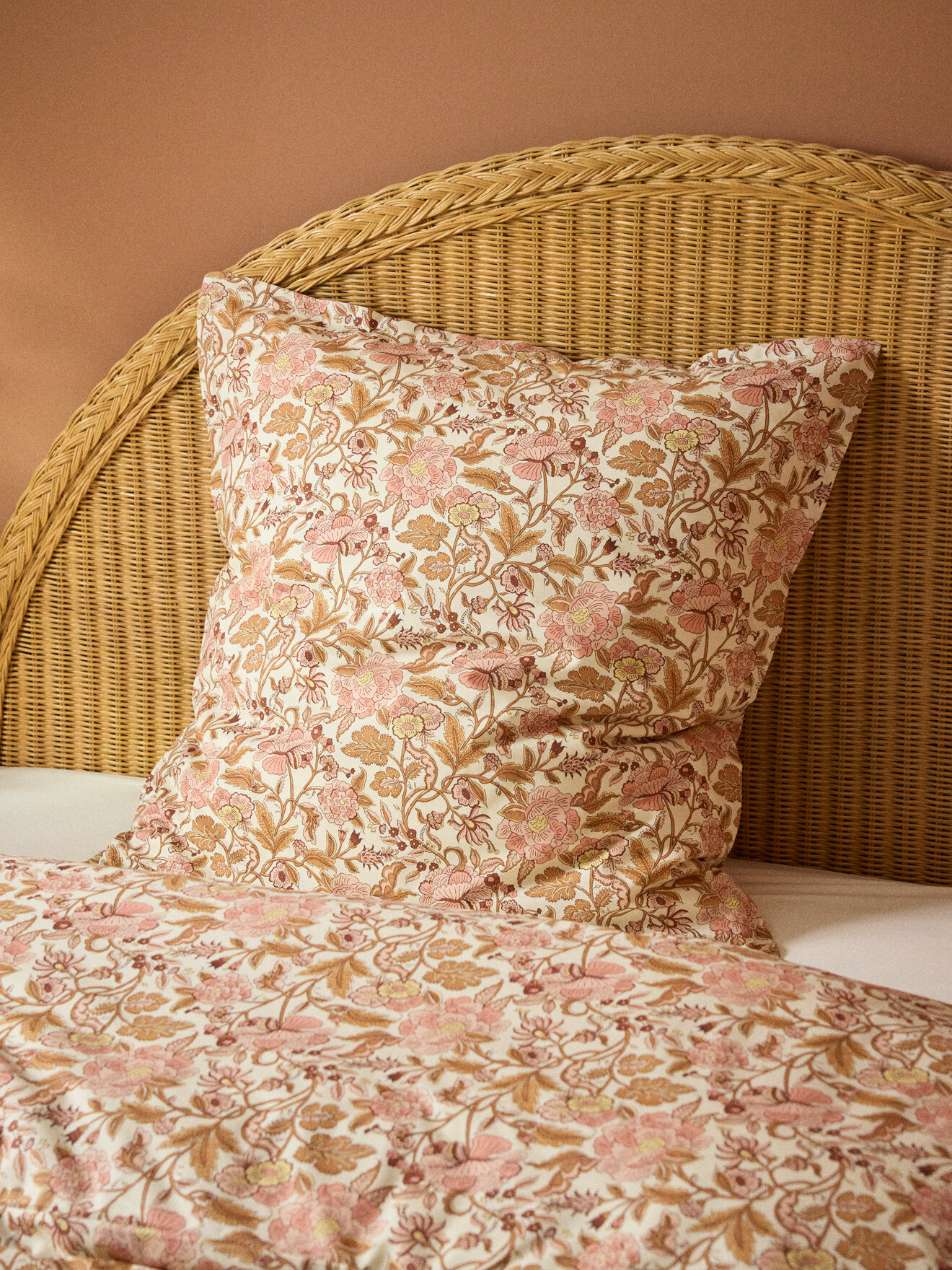 Cotton percale pillowcase "Amelia" CYRILLUS Brown