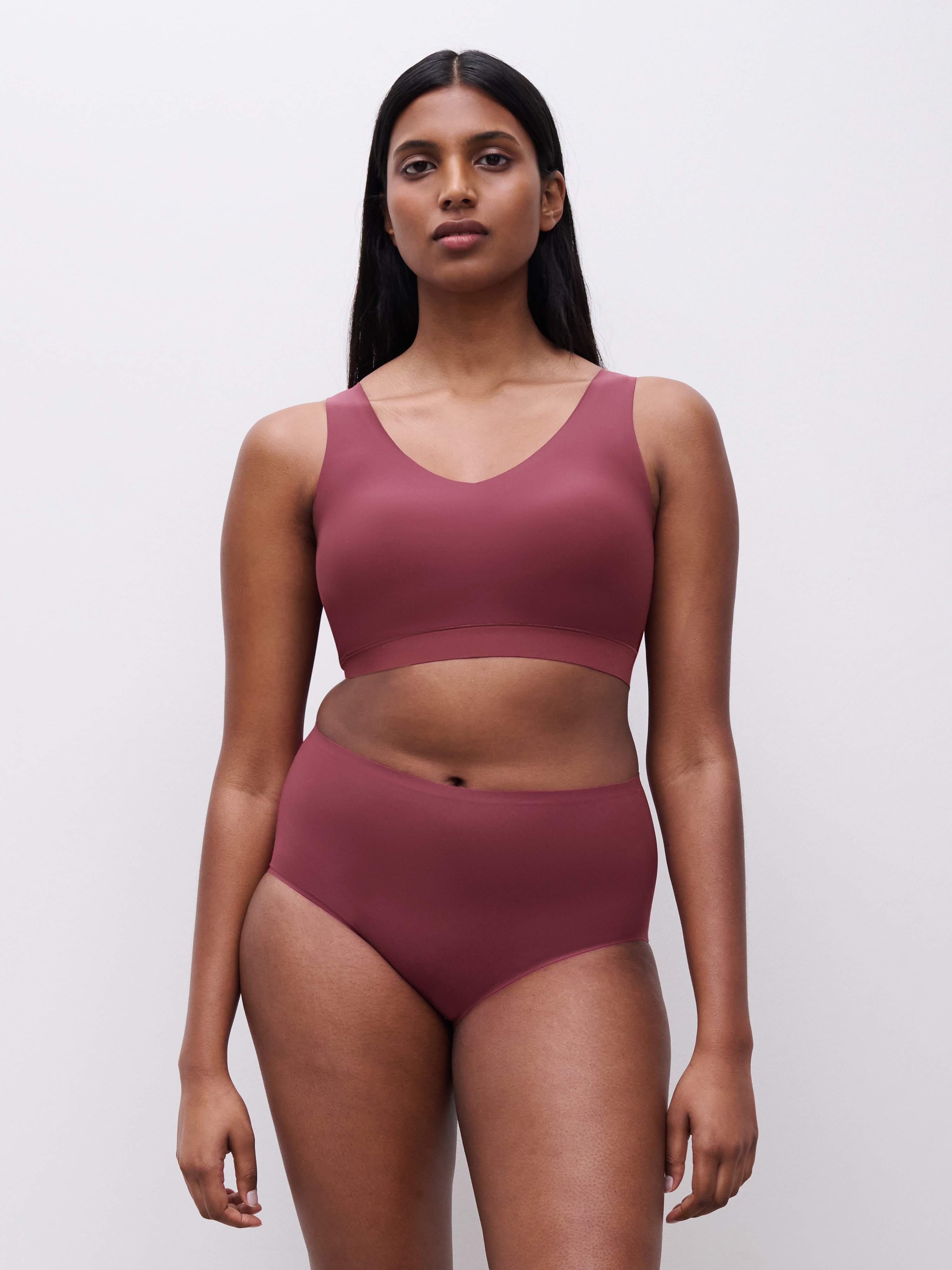 Crop top with cups CHANTELLE Red