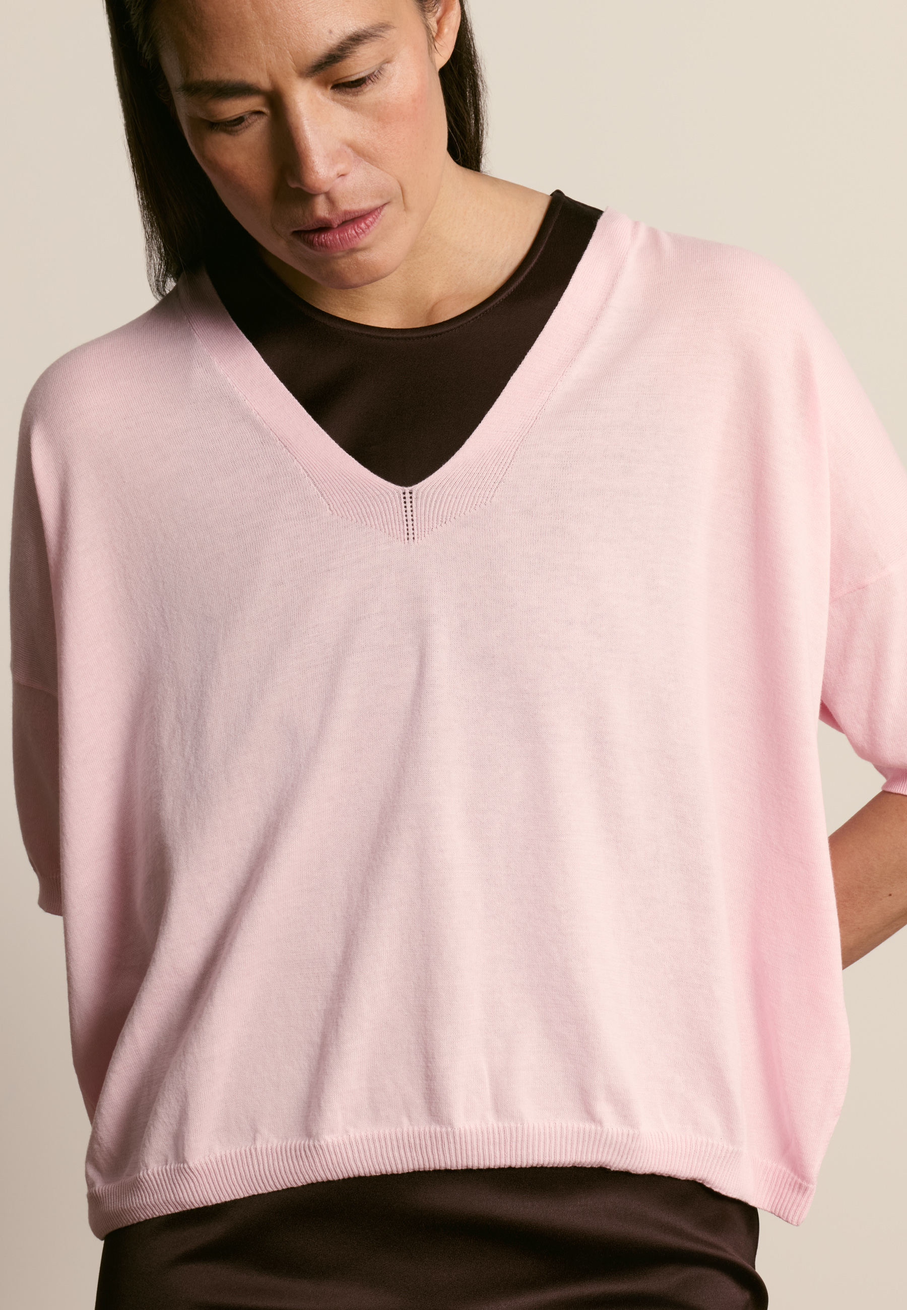 T-shirt col v en coton biologique MAISON MONTAGUT Rose