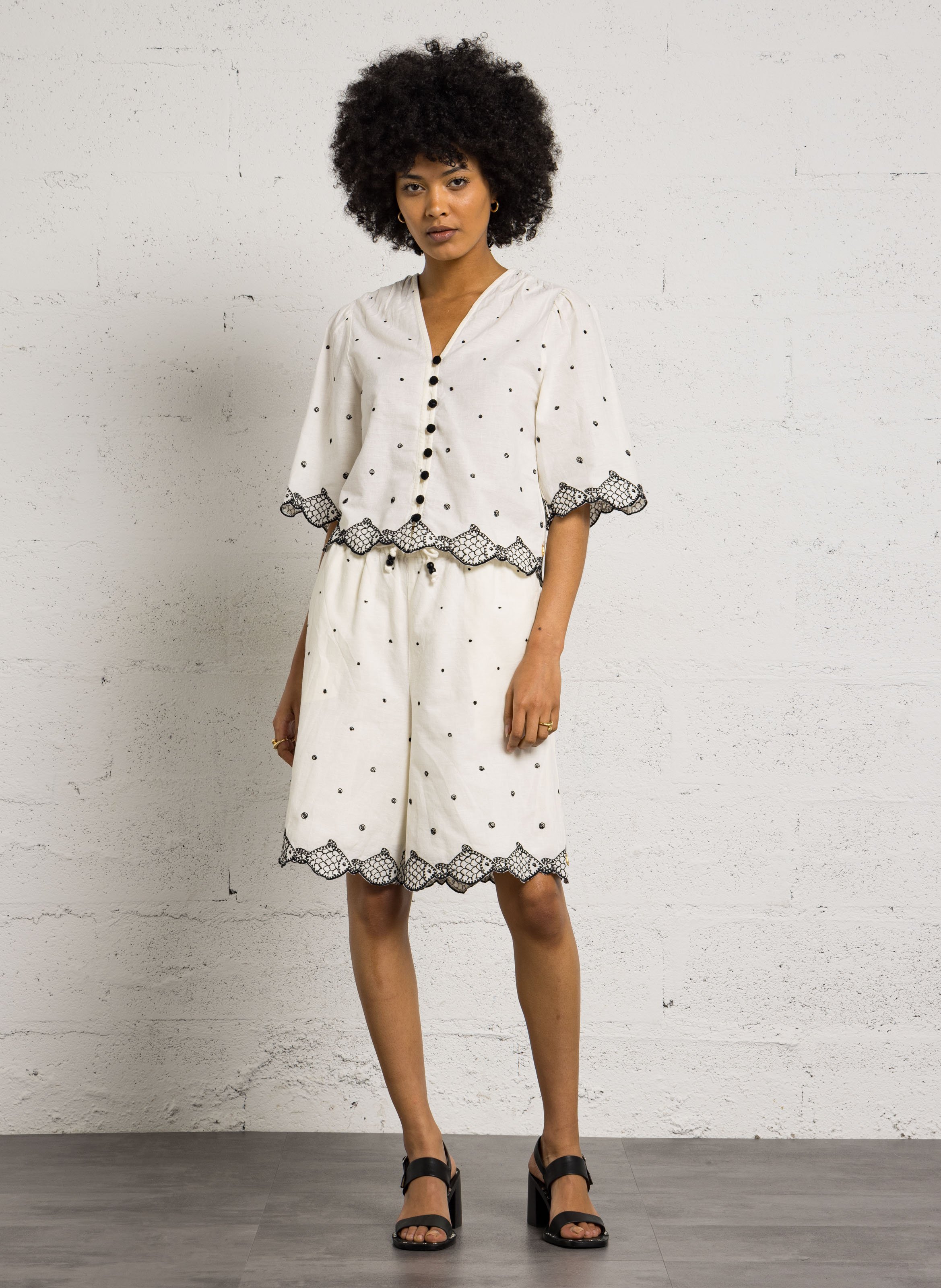 BLouse col V en coton mélangé - Look 1