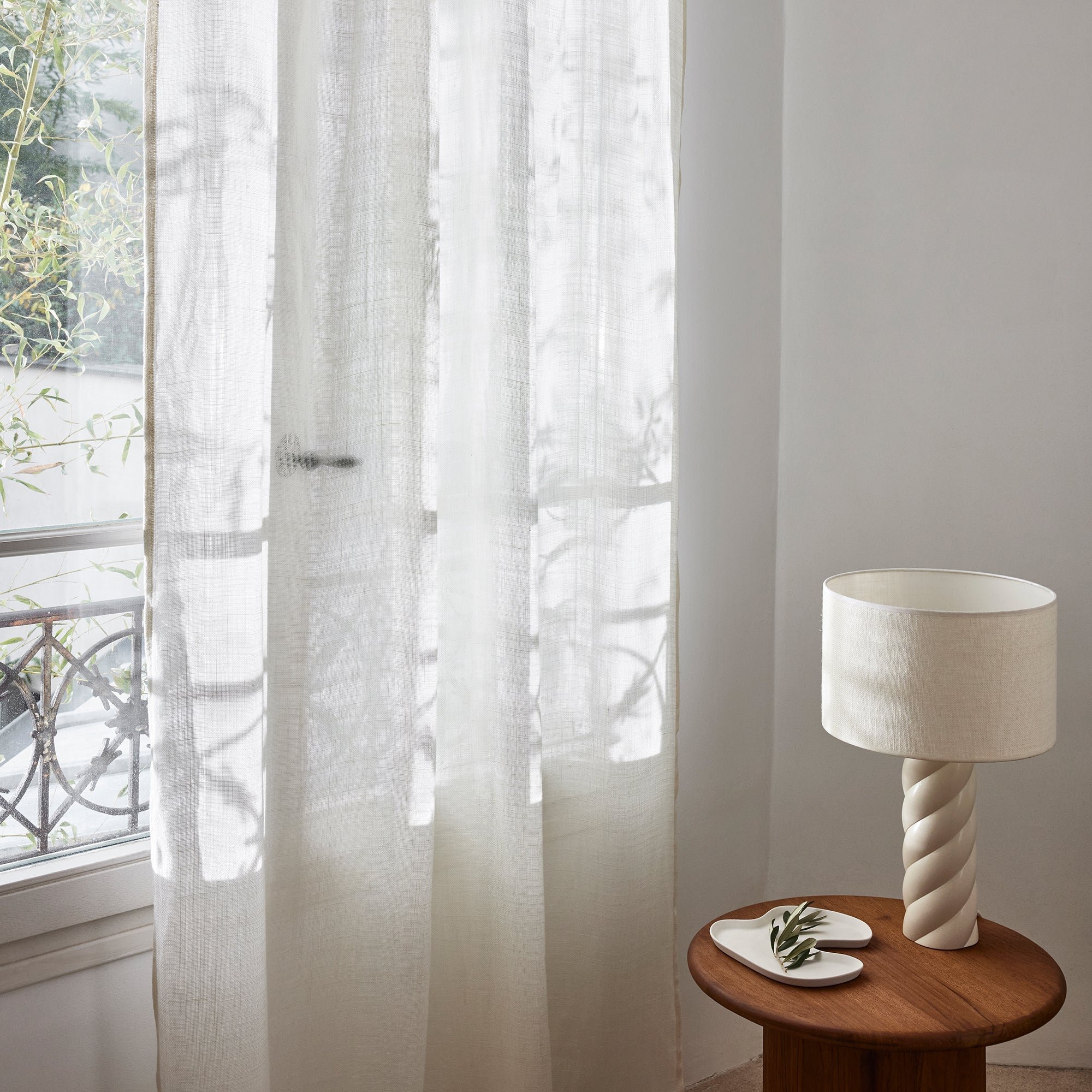 Net curtain with loops MADURA White