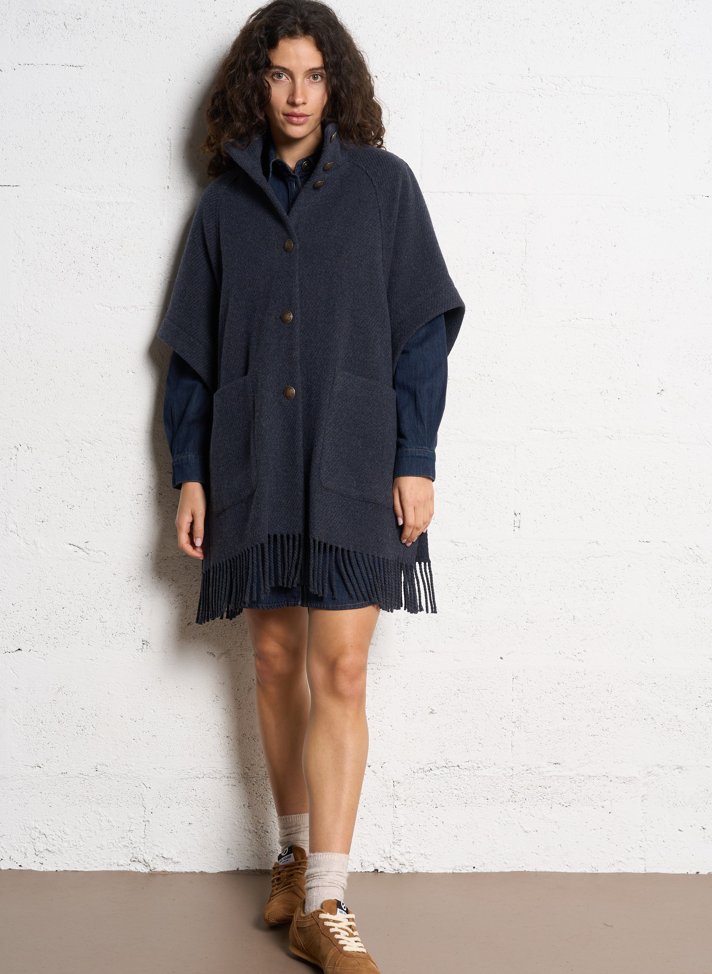 Oversized solid cape with fringes in blended wool MAISON 123 Grey