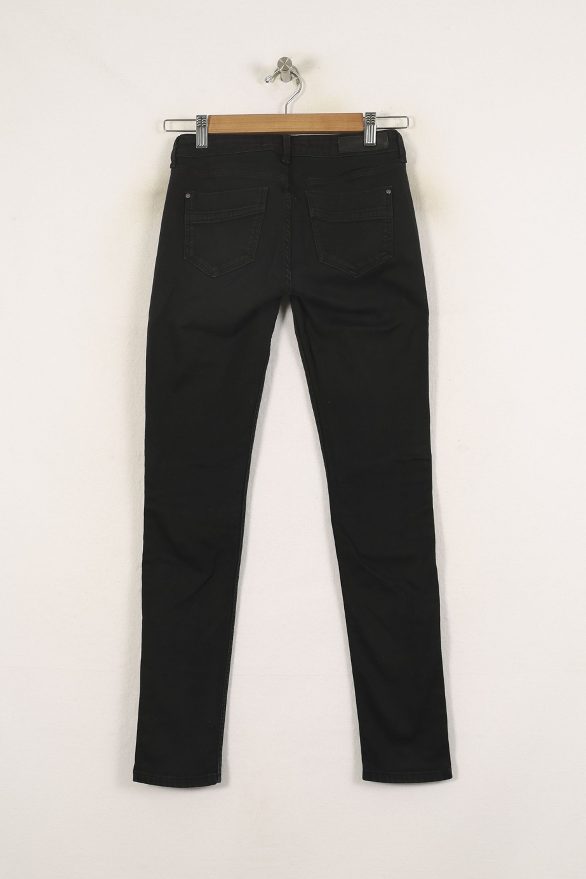 Cropped slim jeans with studs COMPTOIR DES COTONNIERS - Seconde main Black