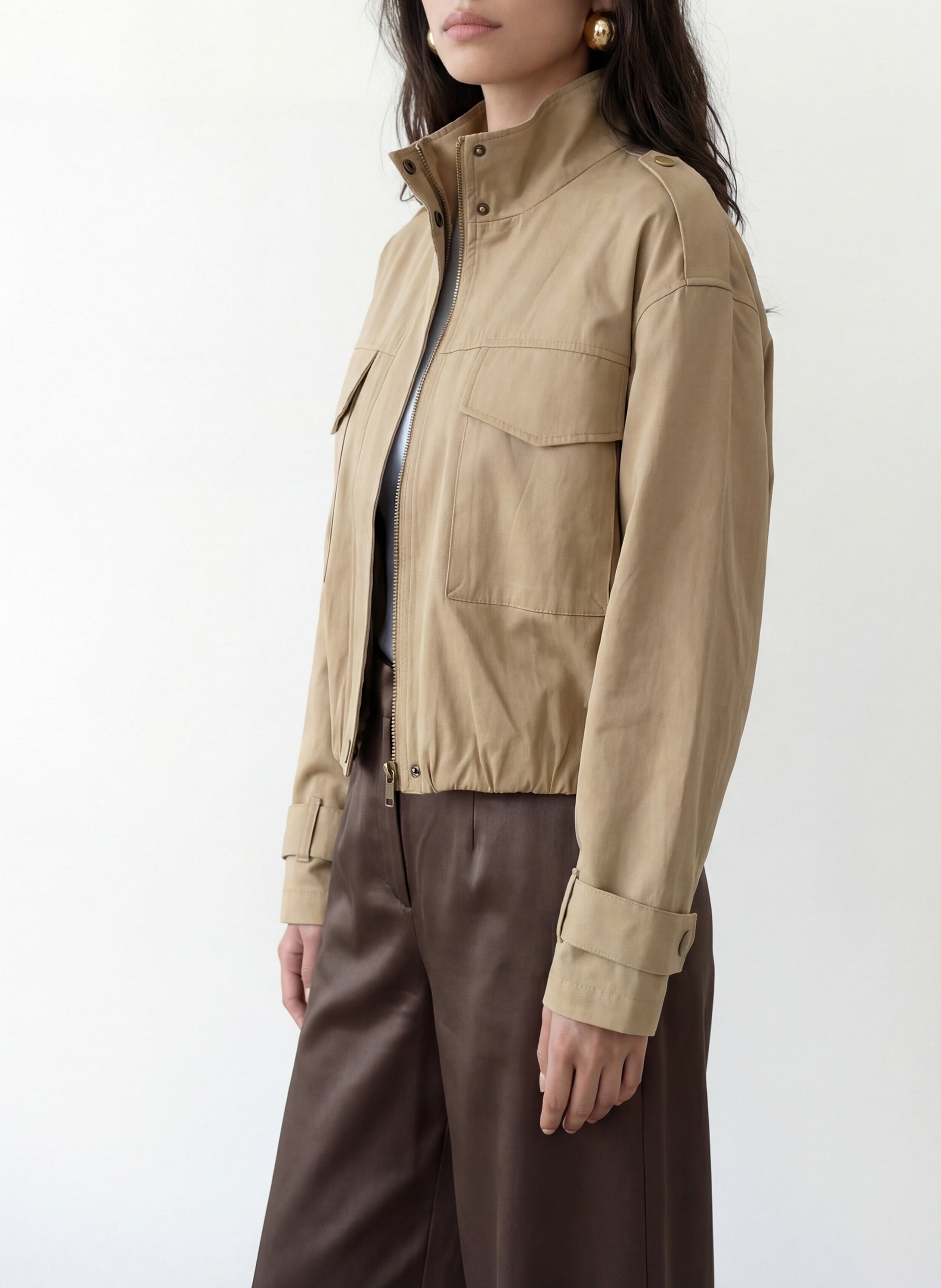 Gerader Blouson mit Stehkragen KOOKAI Beige
