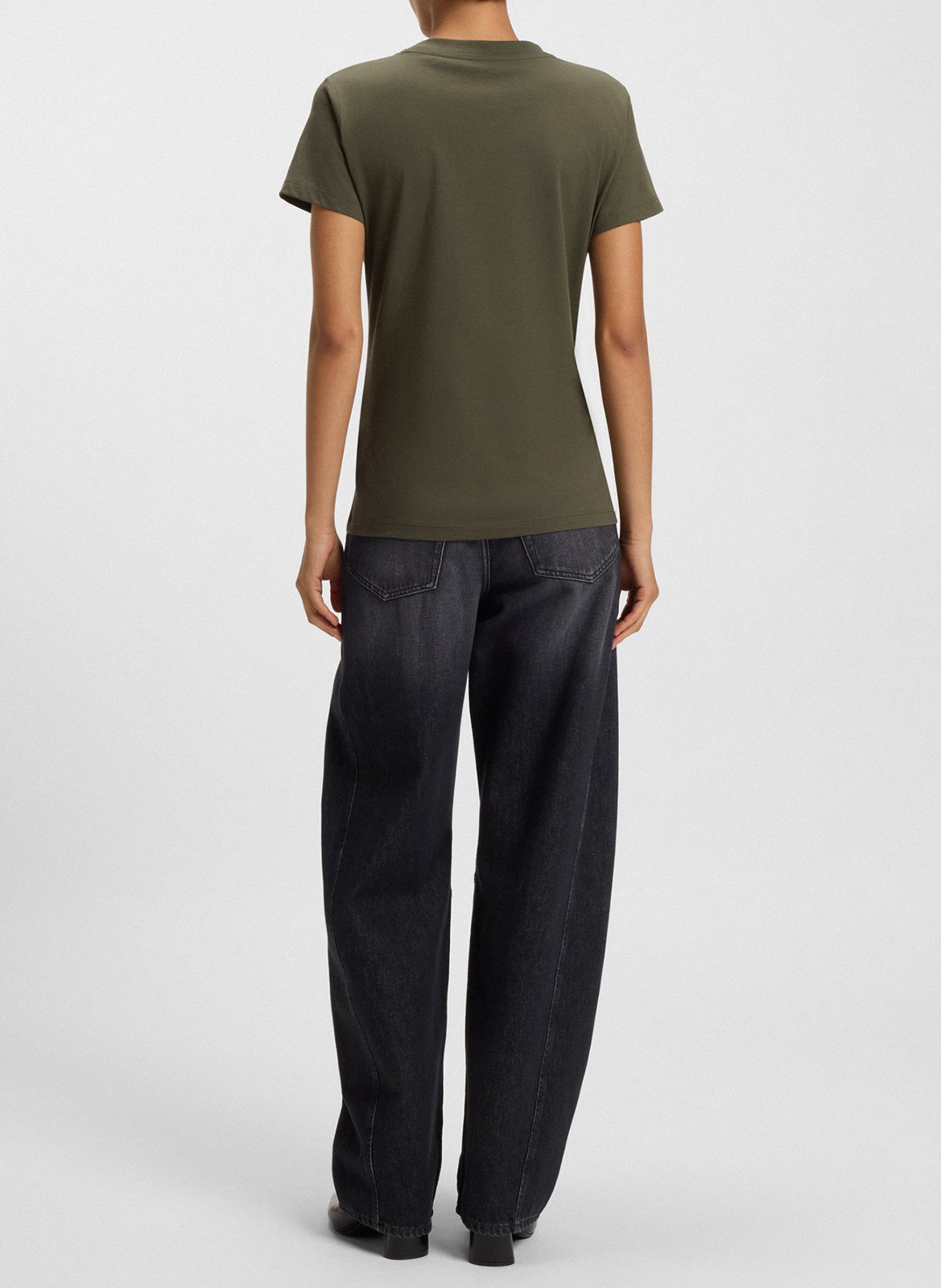 Tee-shirt droit col rond brodé en laine vierge BOSS Vert