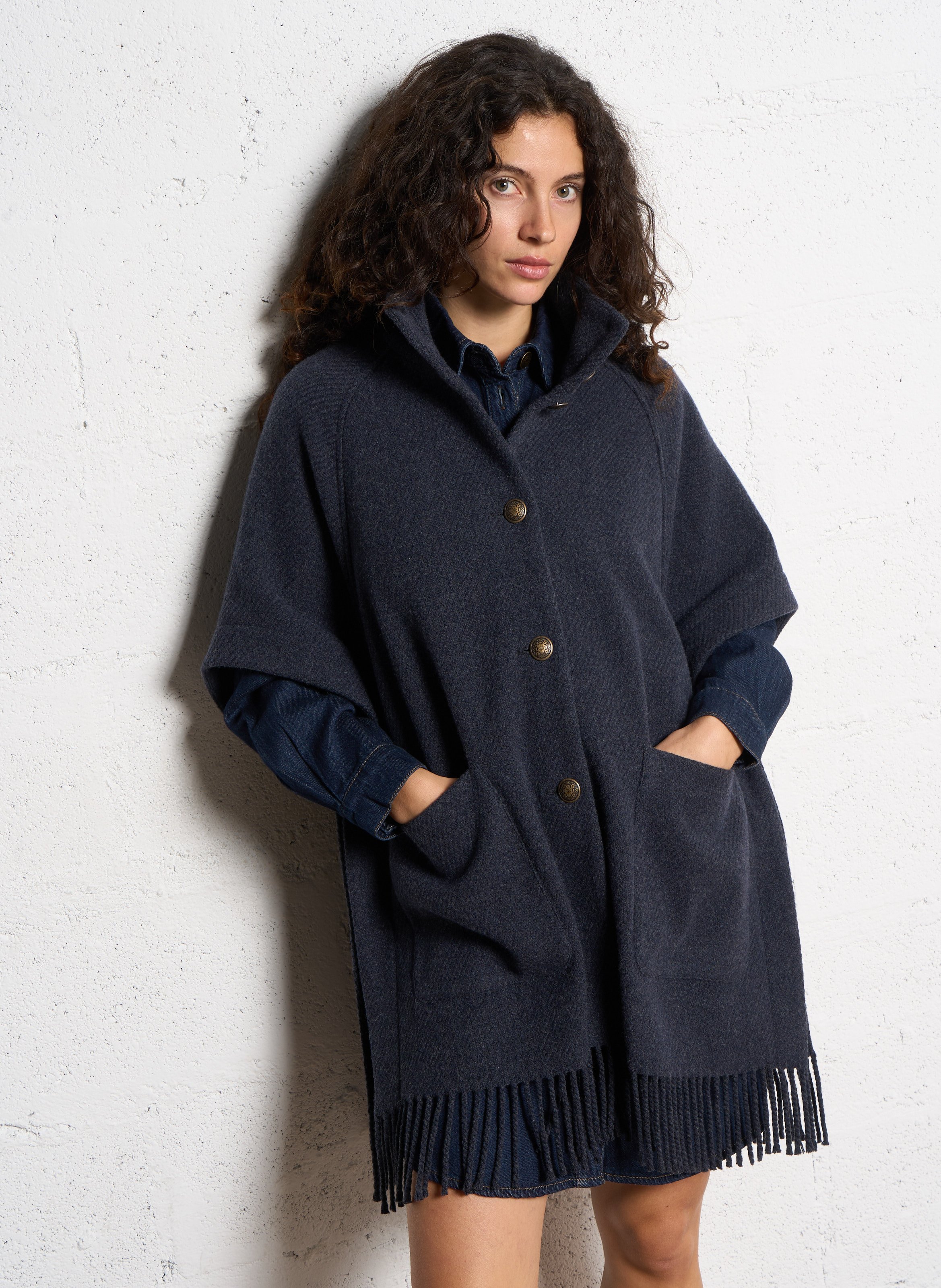Oversized solid cape with fringes in blended wool MAISON 123 Grey