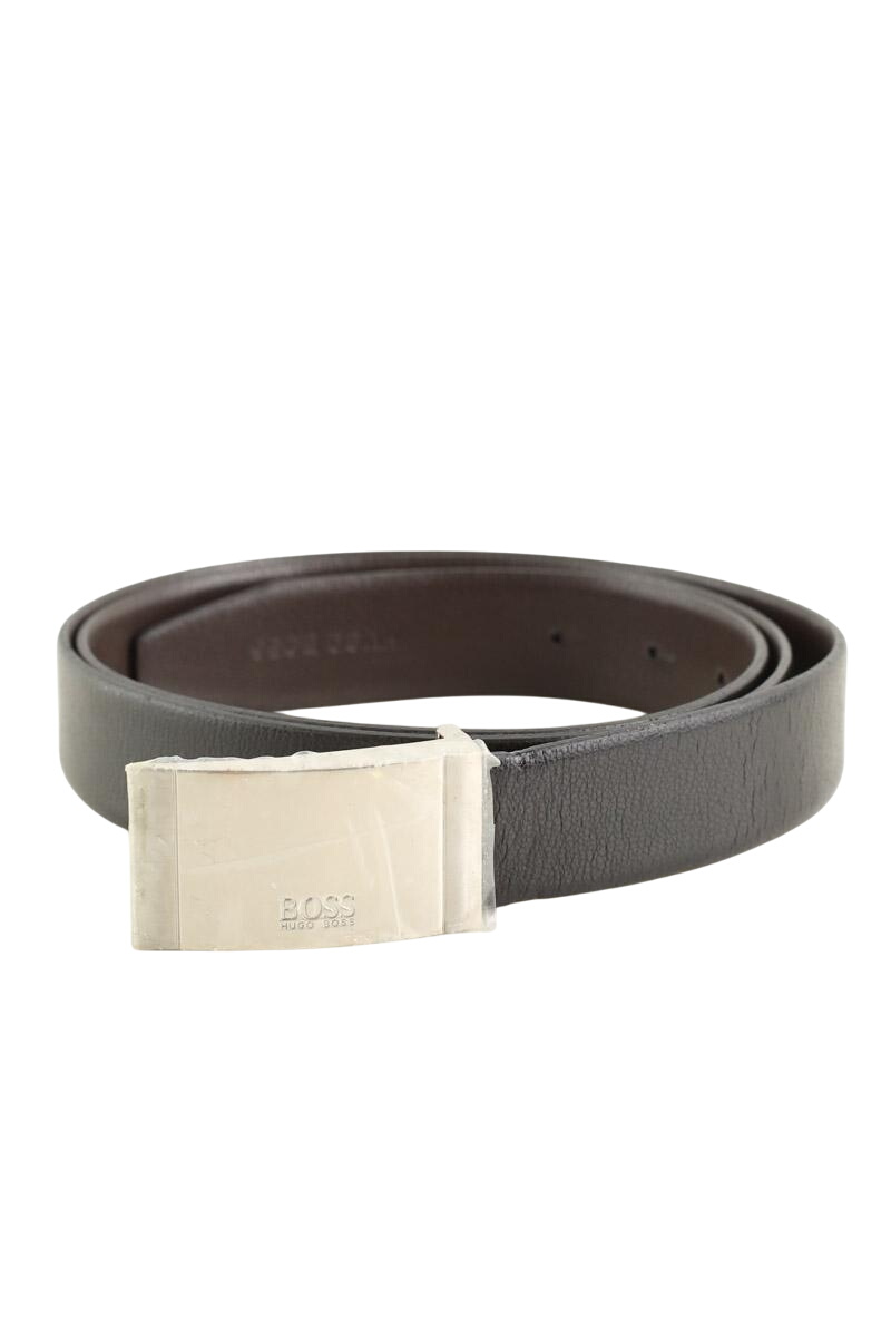 - Buckle closure. - Width: 3 cm.  BOSS - SECONDE MAIN Black