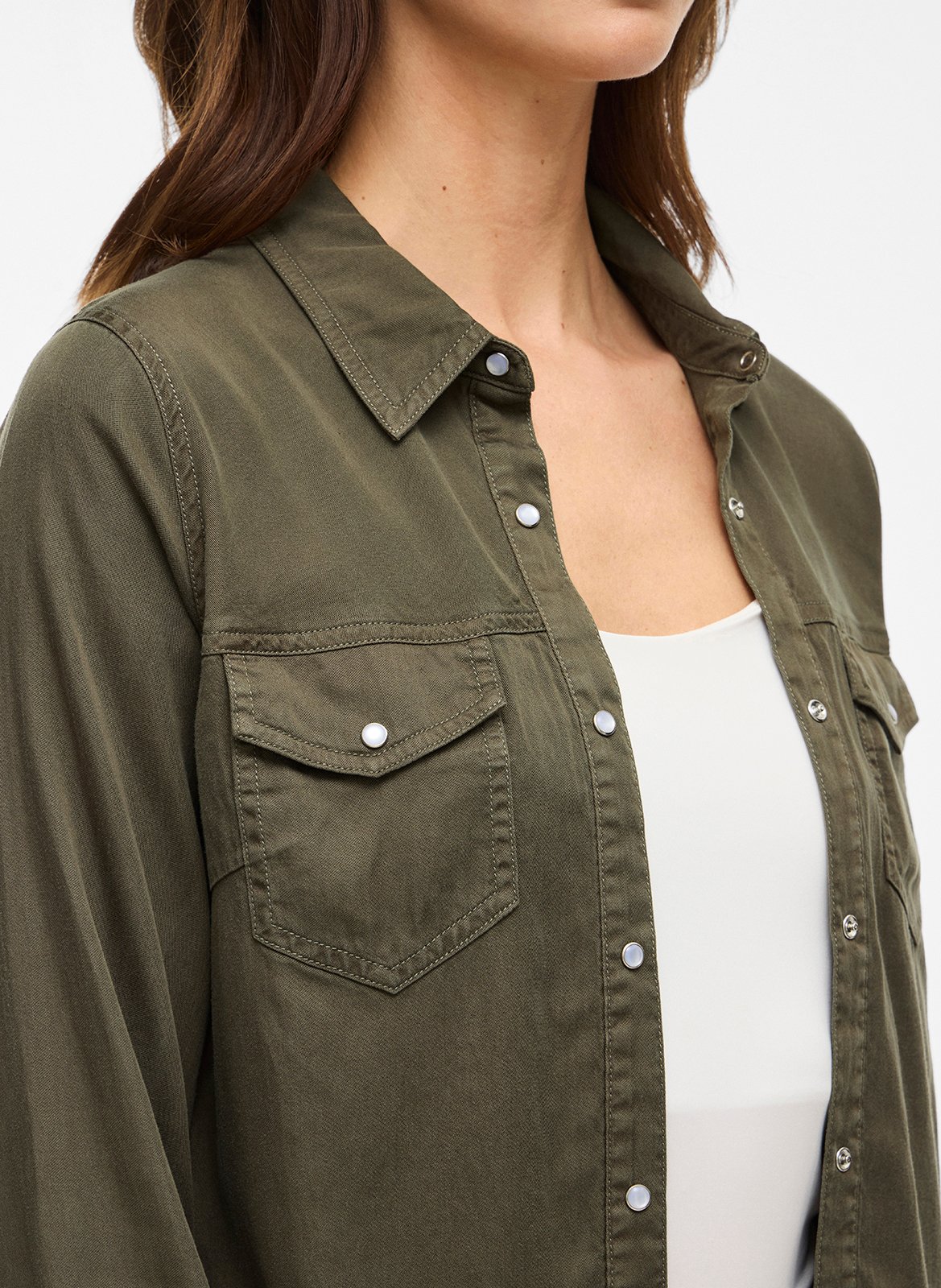 Chemise col classique boutonnée en jean VILA Vert