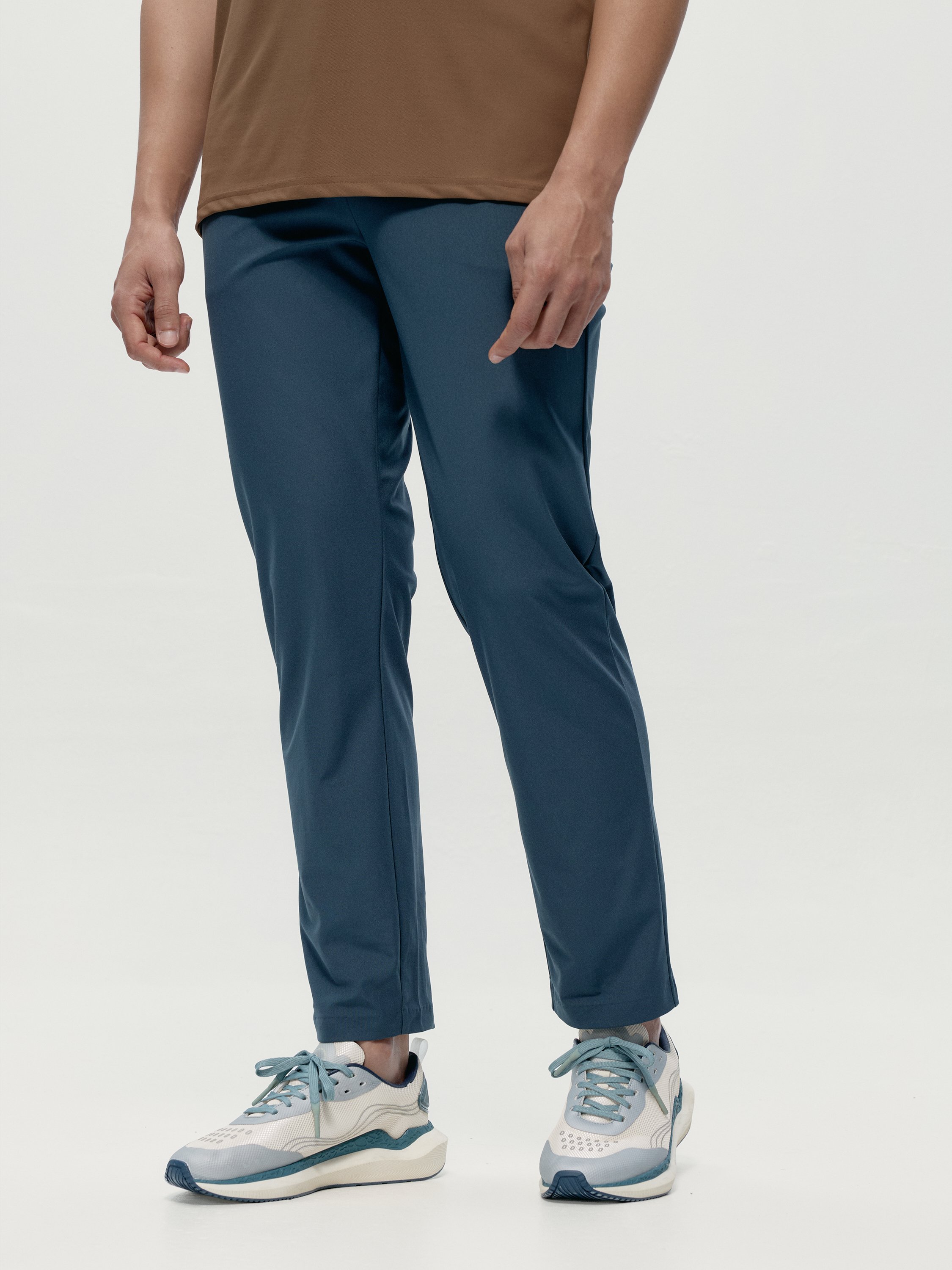 Comfortable sports pants BORN LIVING YOGA