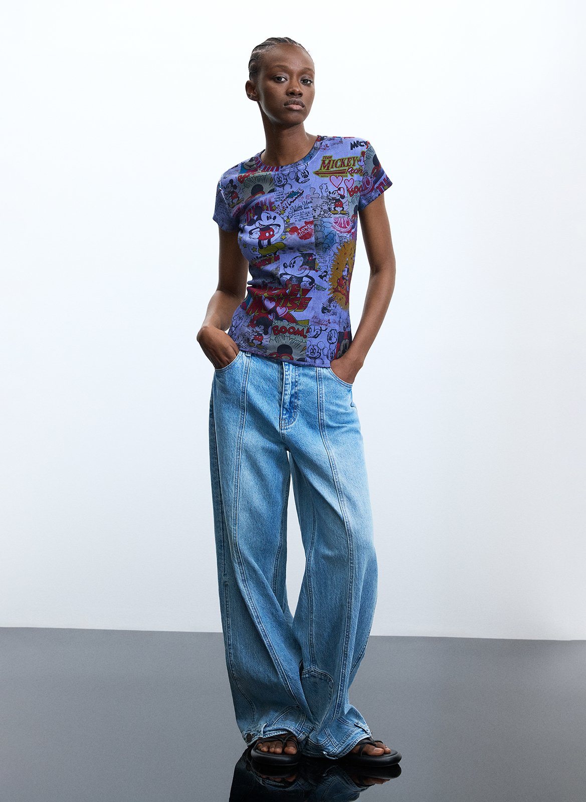 Straight round-neck T-shirt in printed blended cotton. DESIGUAL Black