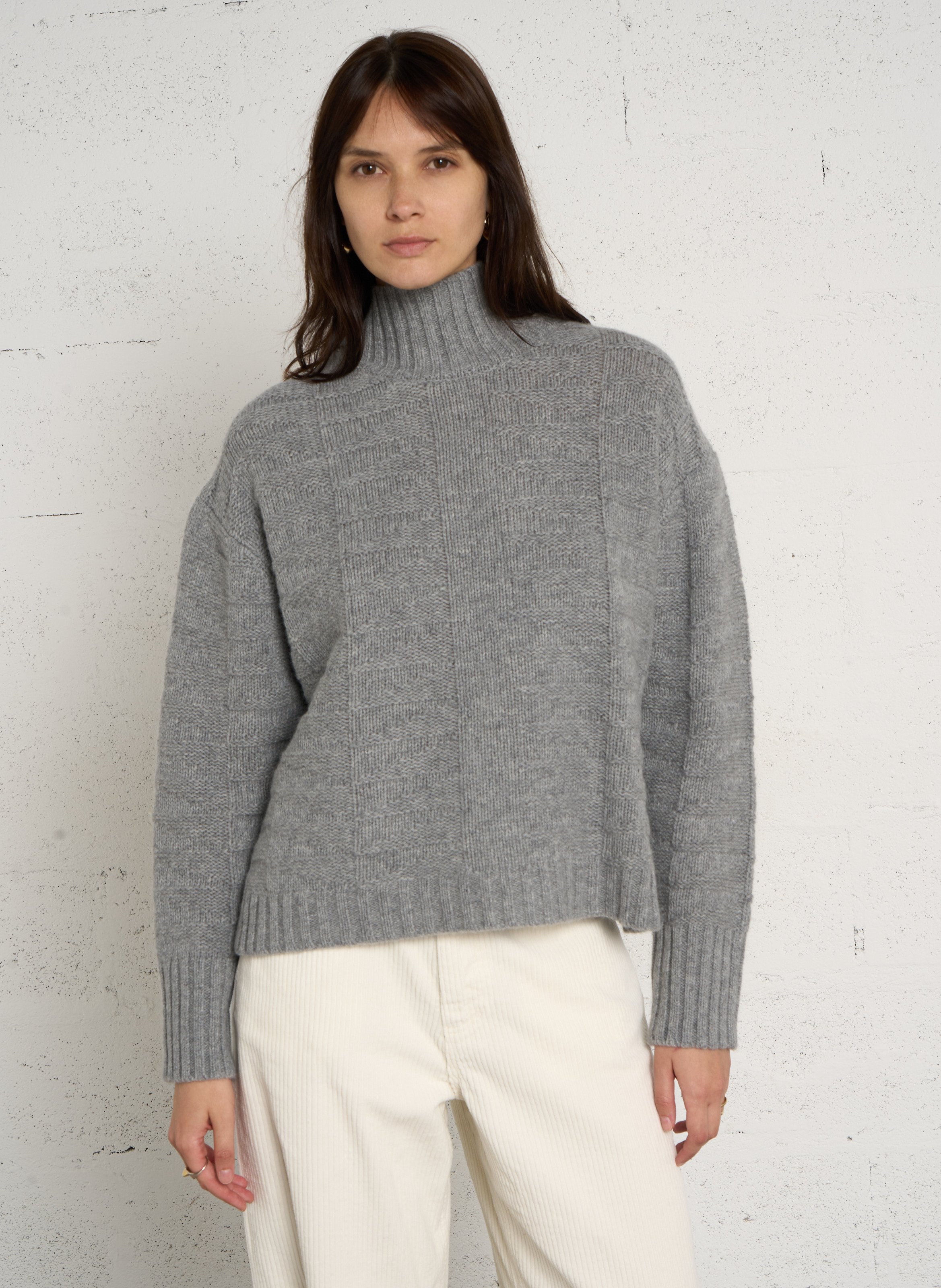 Pull droit col montant en laine BELLA JONES Gris