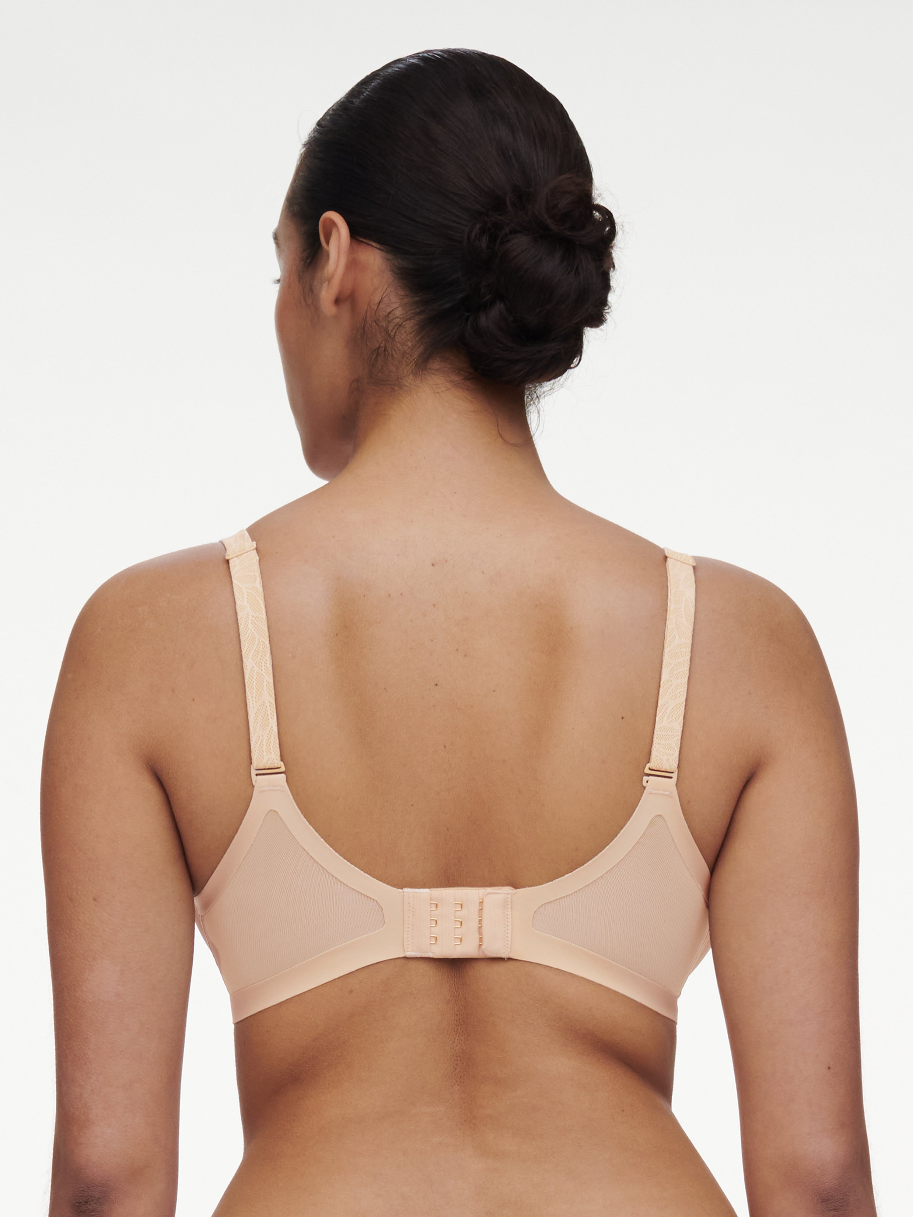 Molded lace spacer full coverage bra CHANTELLE Beige