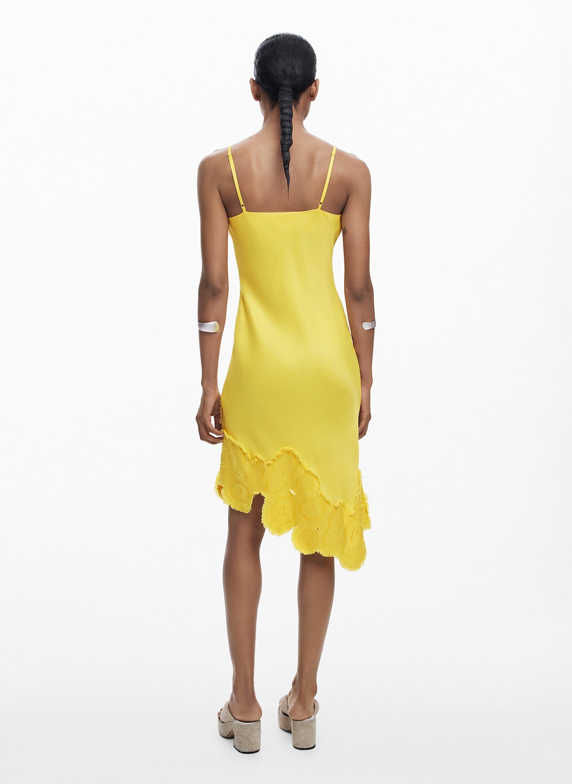 Kurzkleid aus Viskose-Mix DESIGUAL Gelb