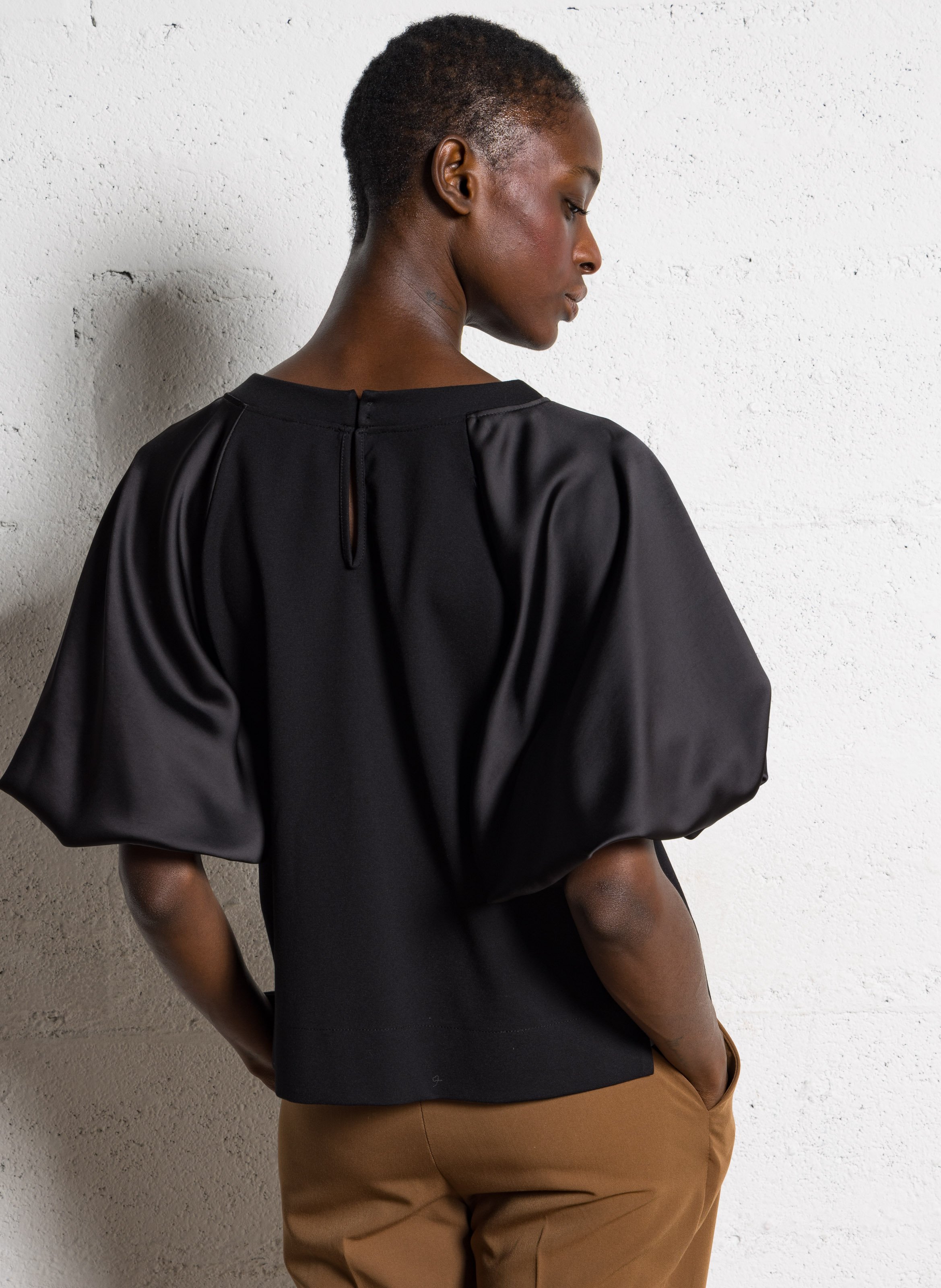 Loose-fit round-neck top IMPERIAL Black