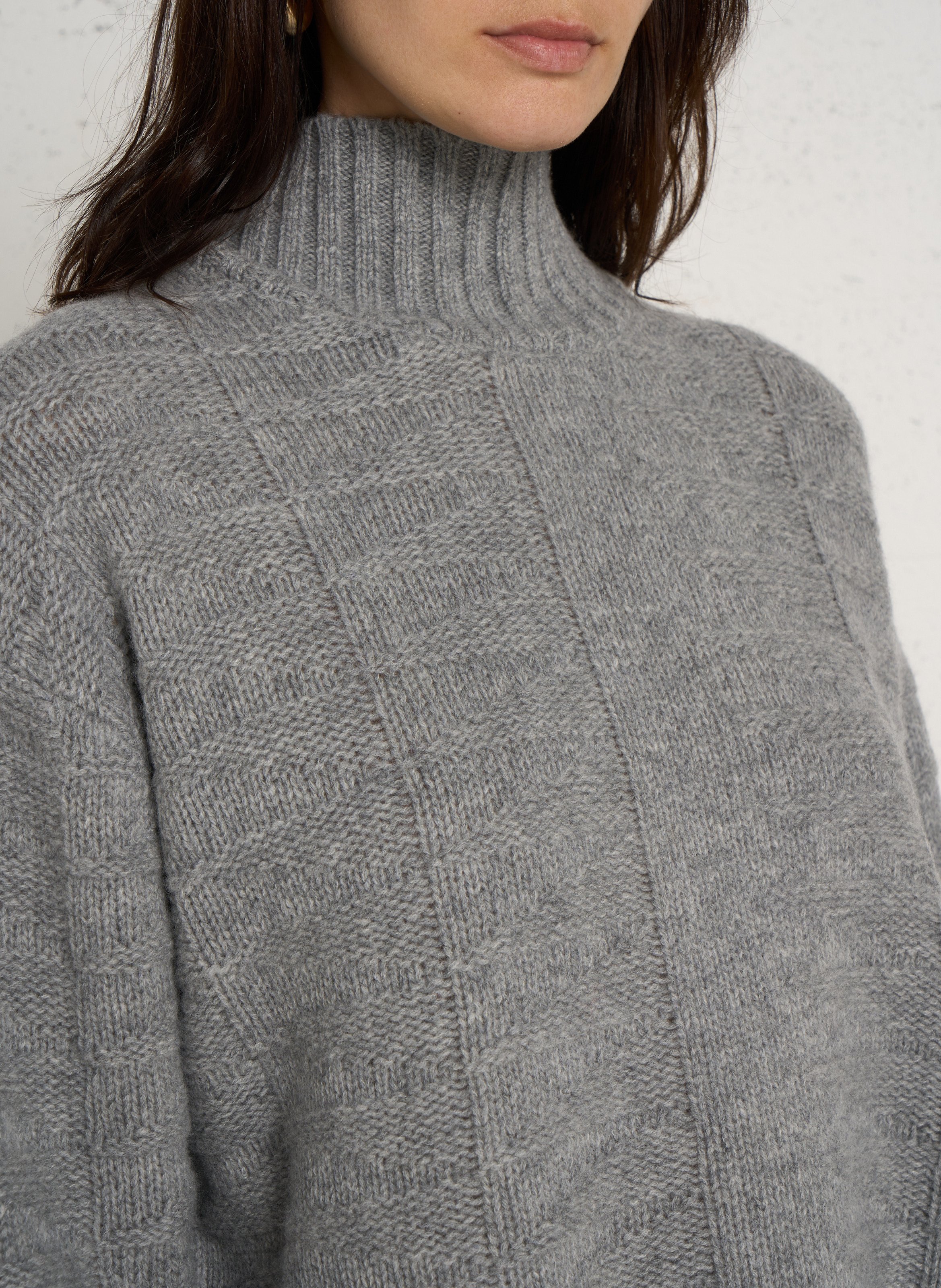 Pull droit col montant en laine BELLA JONES Gris