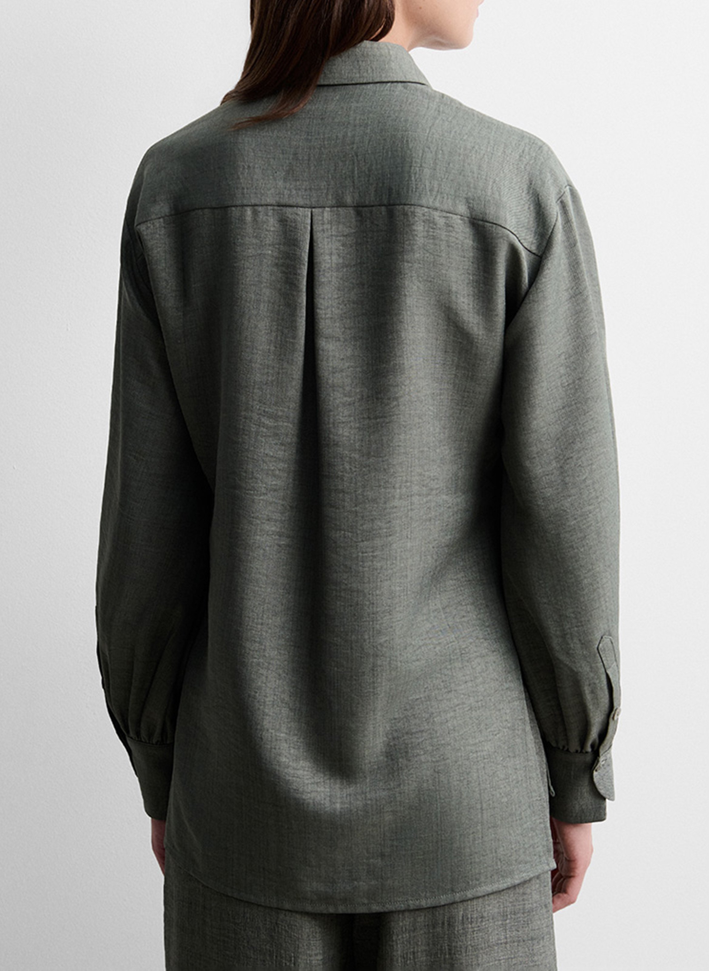 Weite Bluse mit klassischem Kragen SIMORRA Grun
