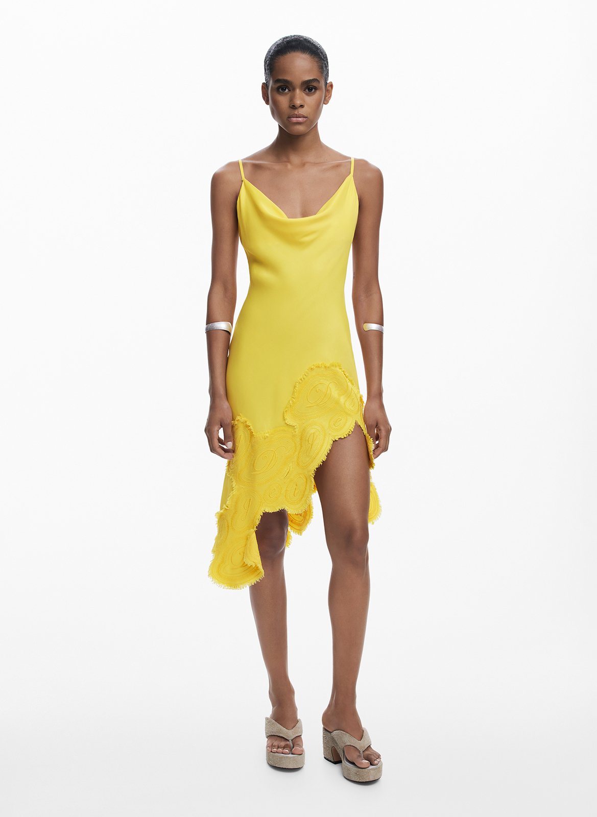 Kurzkleid aus Viskose-Mix DESIGUAL Gelb