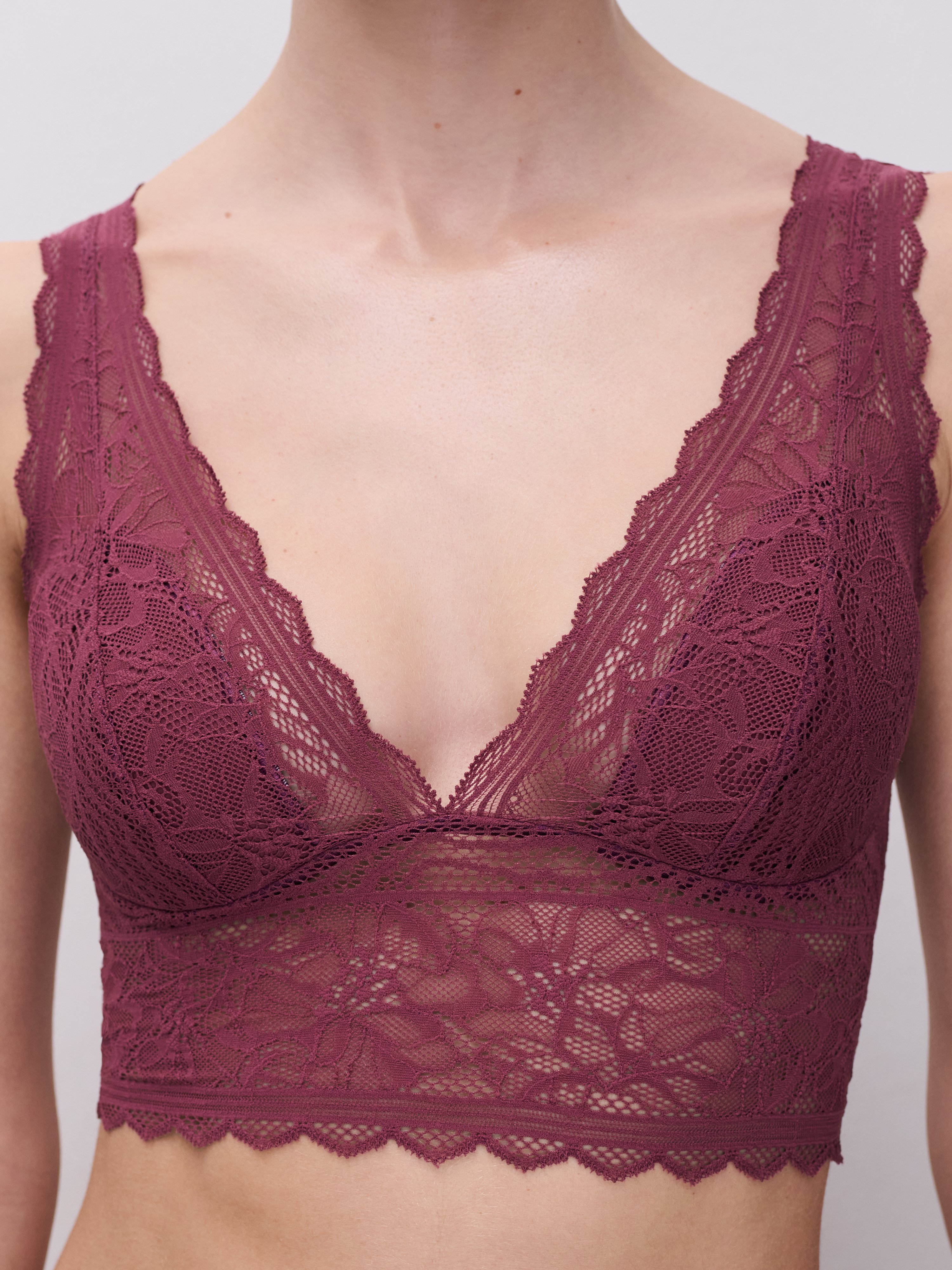 Non-wired foam bra CHANTELLE Red