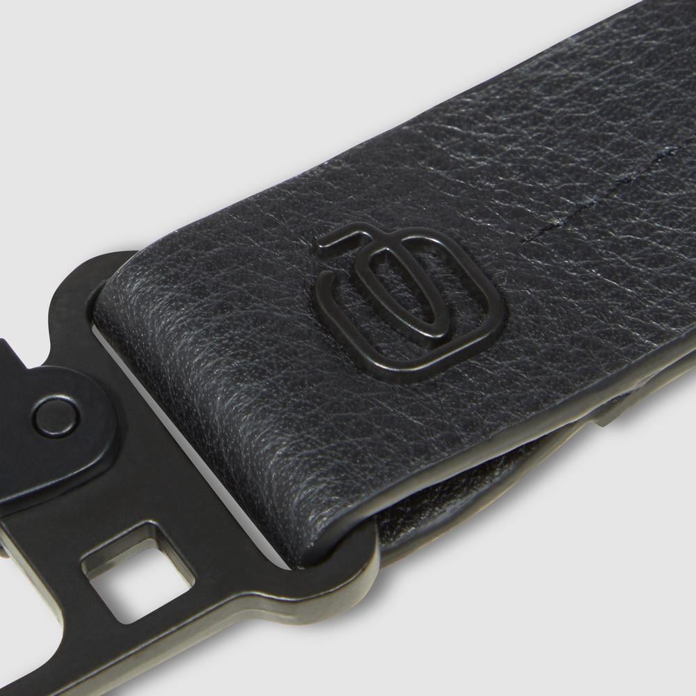 Asia leather keyring PIQUADRO Black