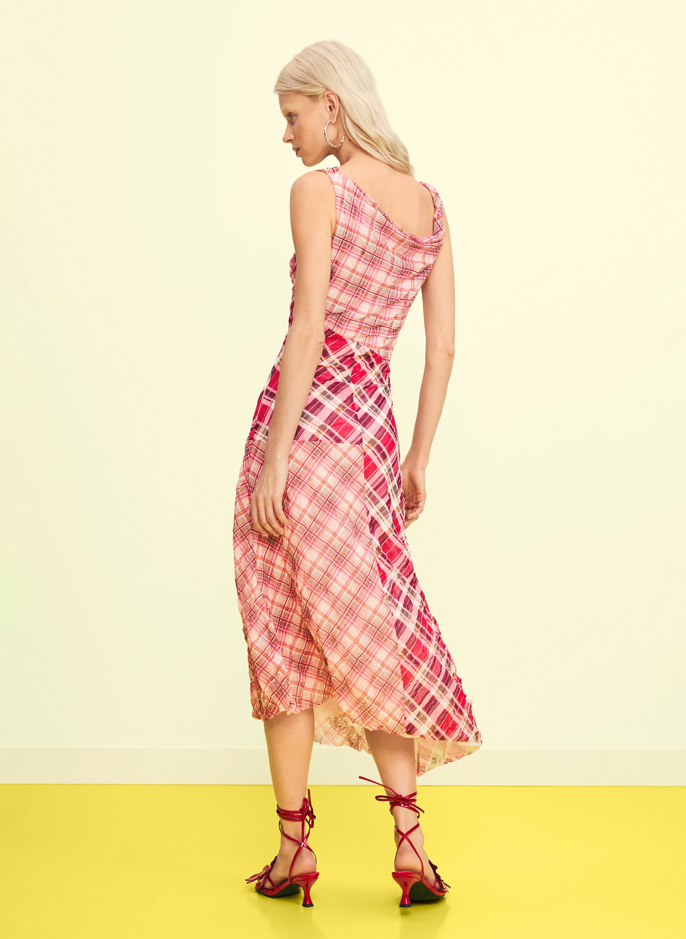 Midi jurk met ruitjes en V-hals DESIGUAL Rood