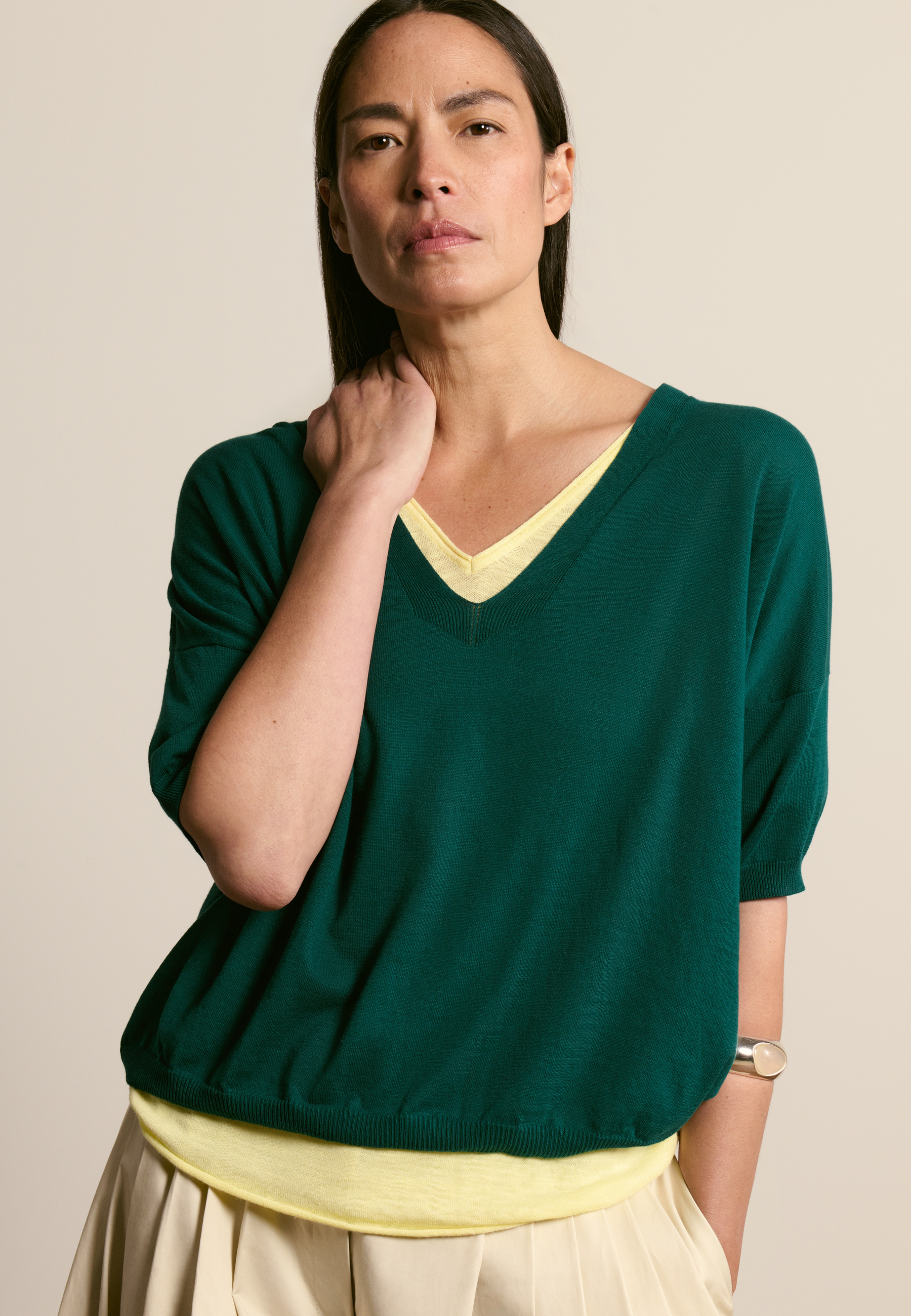 T-shirt col v en coton biologique MAISON MONTAGUT Vert