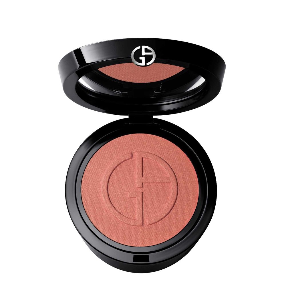 Spring Summer collection LUMINOUS SILK GLOW BLUSH 11 IN LOVE