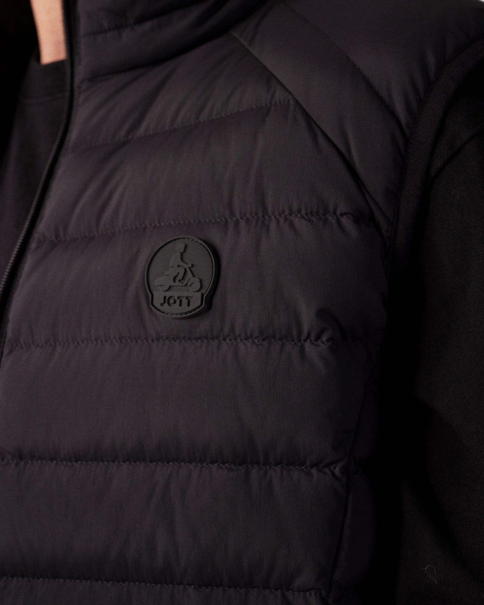 Stretch sleeveless puffer jacket Arafo JOTT Black