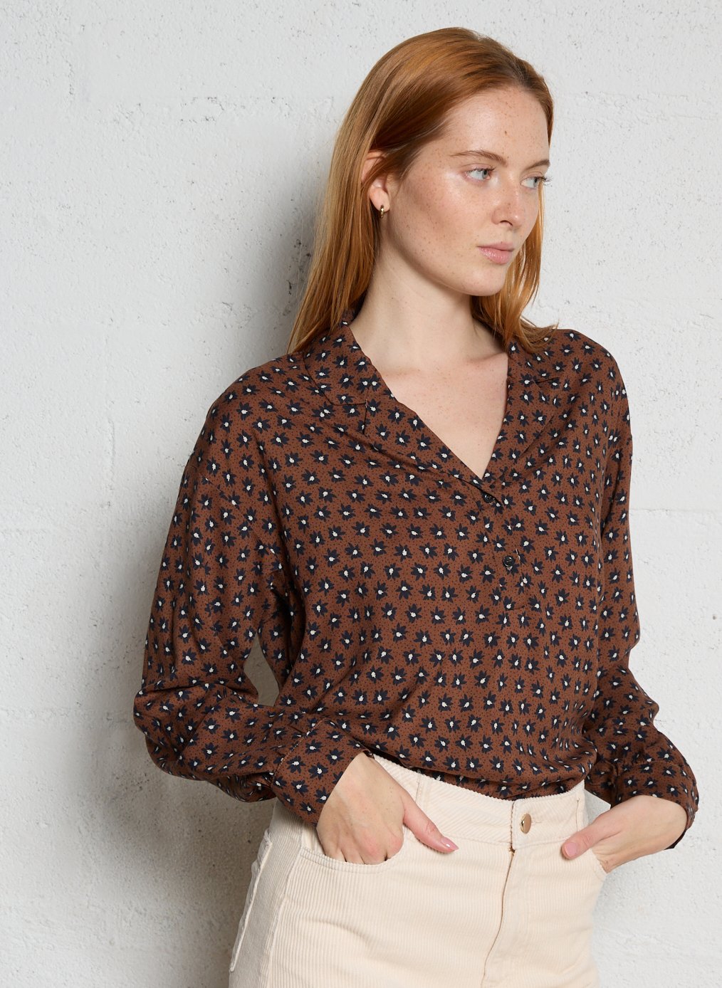 Bluse mit V-Ausschnitt I CODE Braun